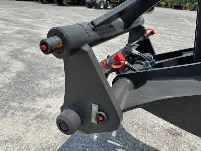 MECALAC AX1000 HYDRAULIC QUICK COUPLER Photo 2 Thumbnail