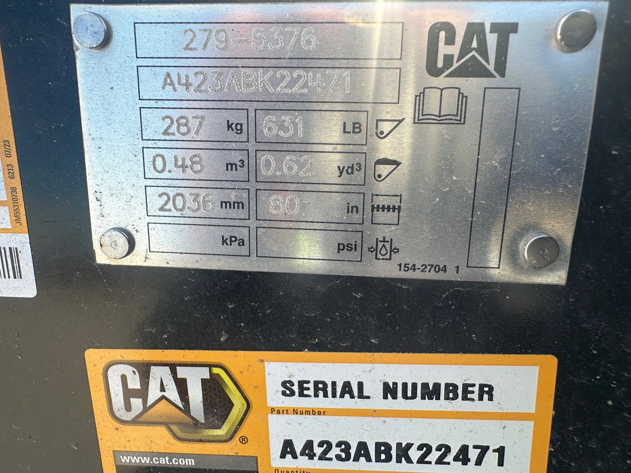 CAT 299D3 80" Skid Steer Bucket Photo 5 Thumbnail