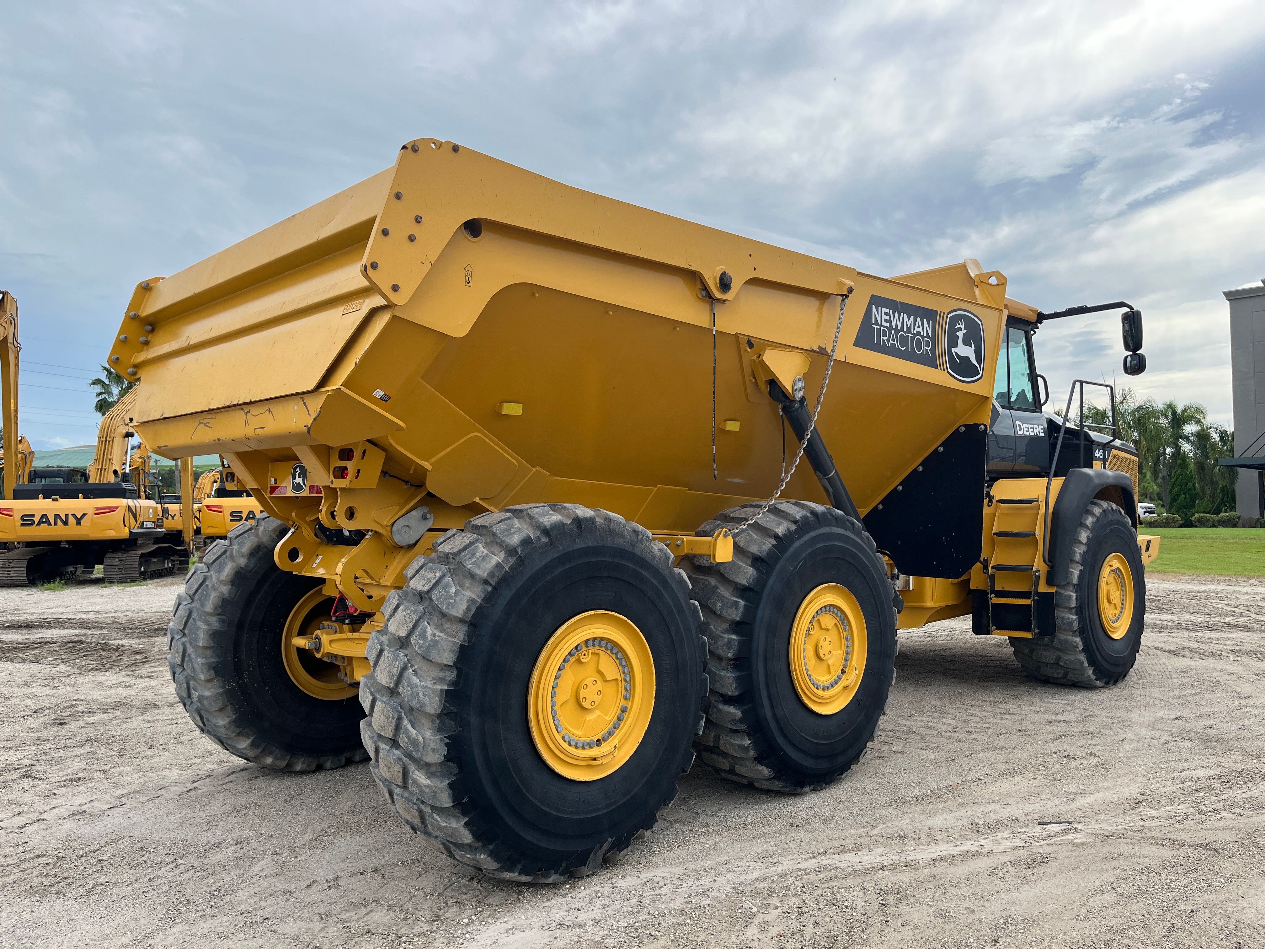 2023 JOHN DEERE 460P Photo 4 Thumbnail