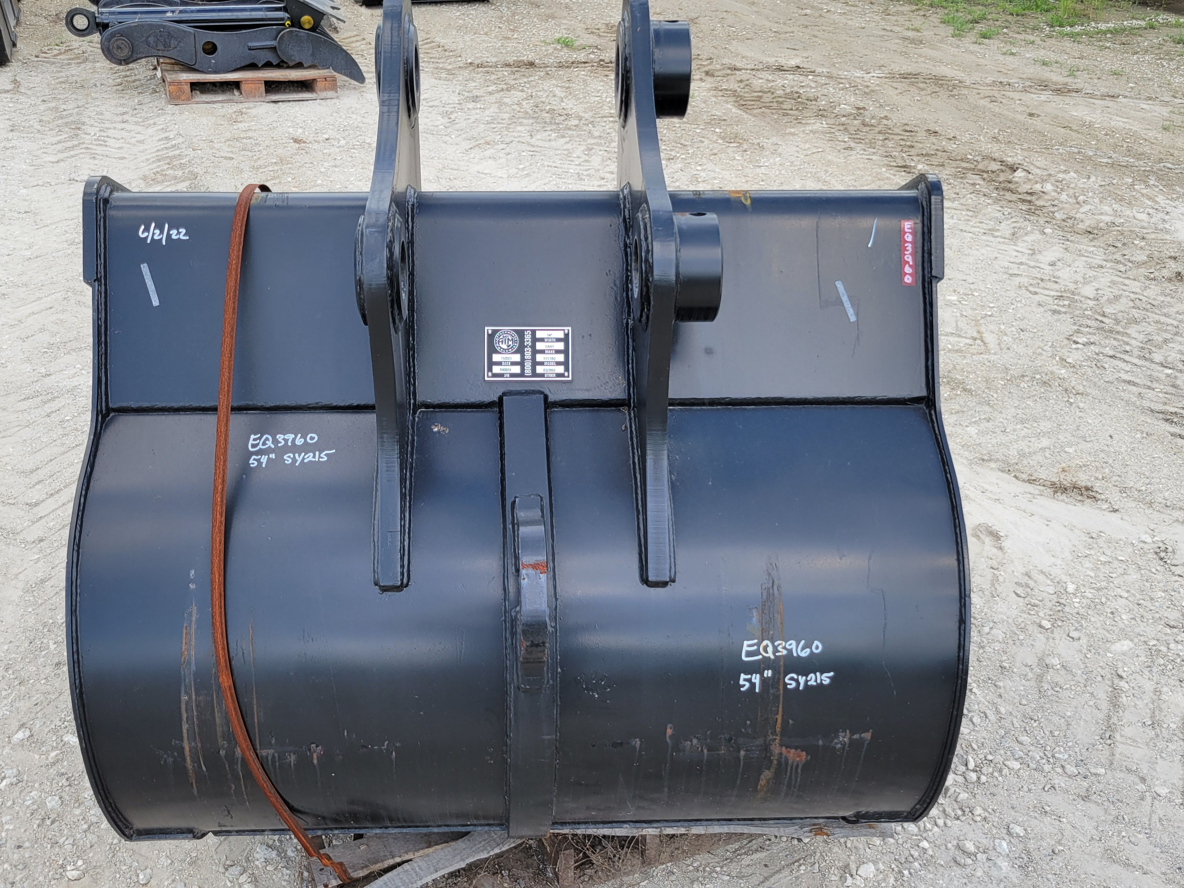 54" BUCKET FOR SY215C Photo 3 Thumbnail