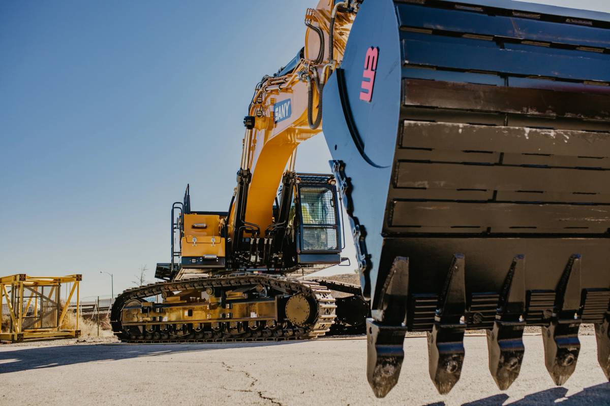 Newman Tractor Image