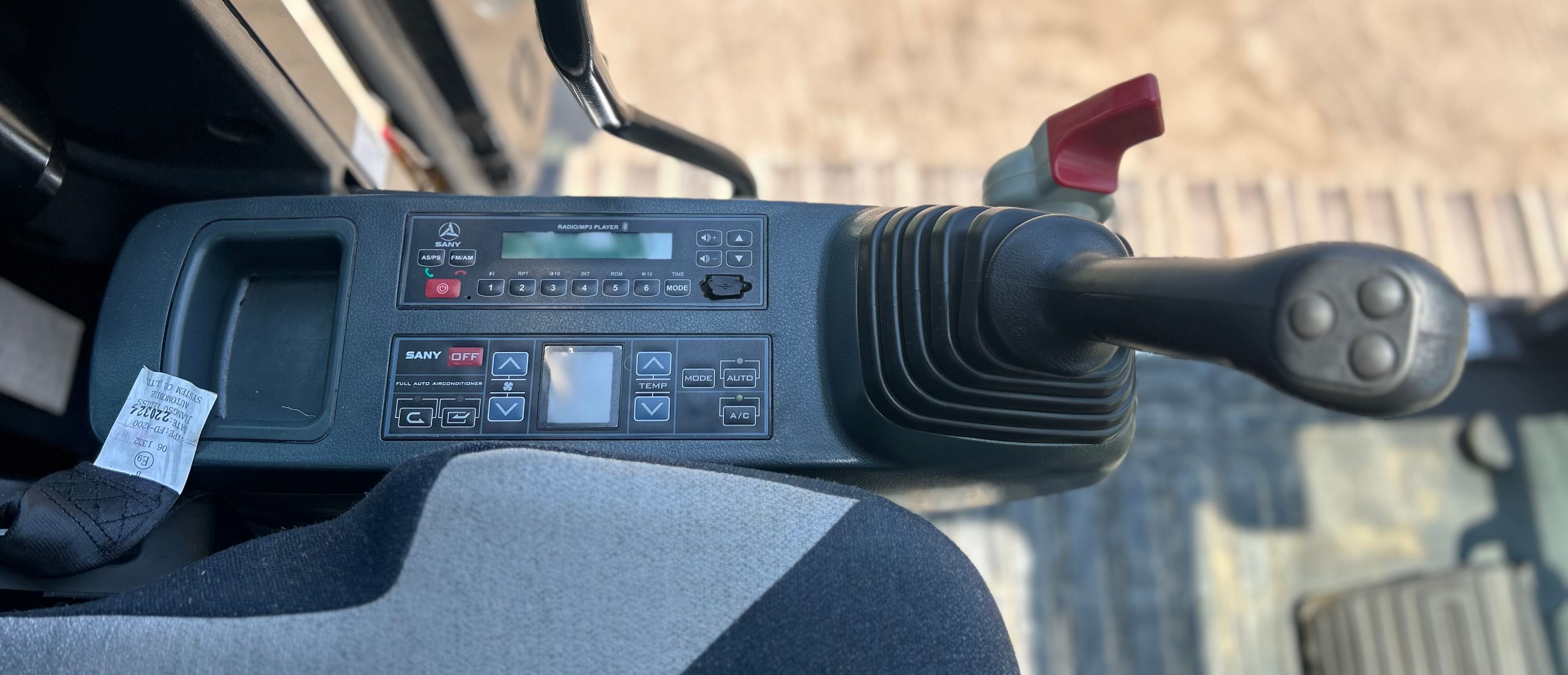 2022 SANY SY225C Photo 9 Thumbnail