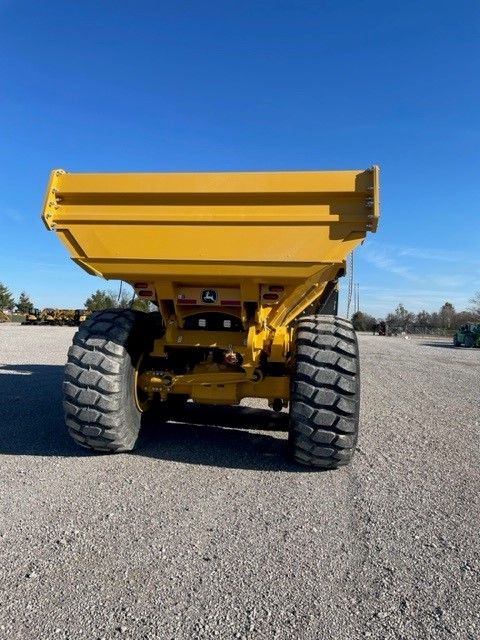 TAILGATE FOR JOHN DEERE 460P Photo 2 Thumbnail