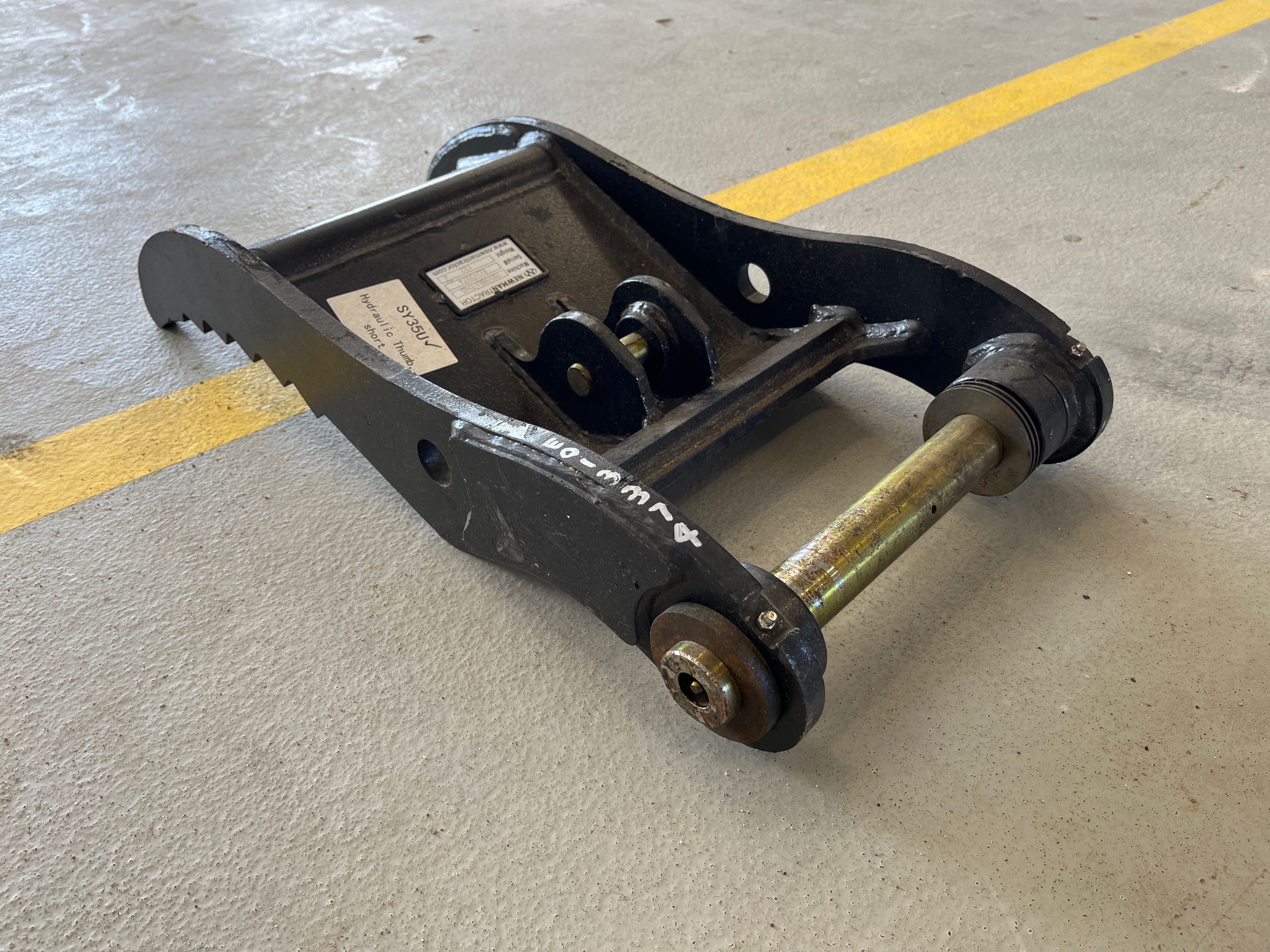 THS THUMB SHORT (NO QUICK COUPLER) FOR SY35U Photo 2 Thumbnail