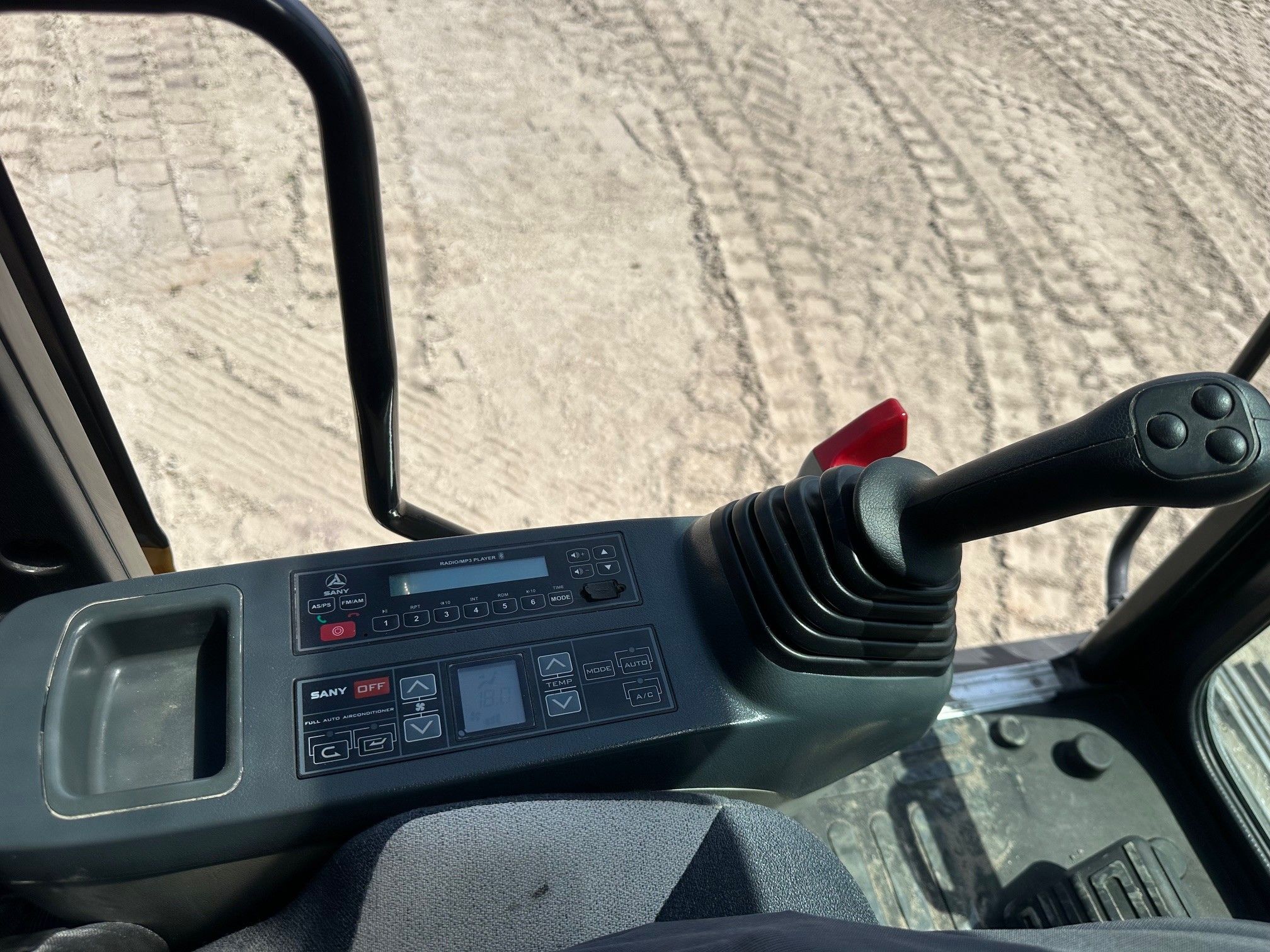 2022 SANY SY265C Photo 8 Thumbnail