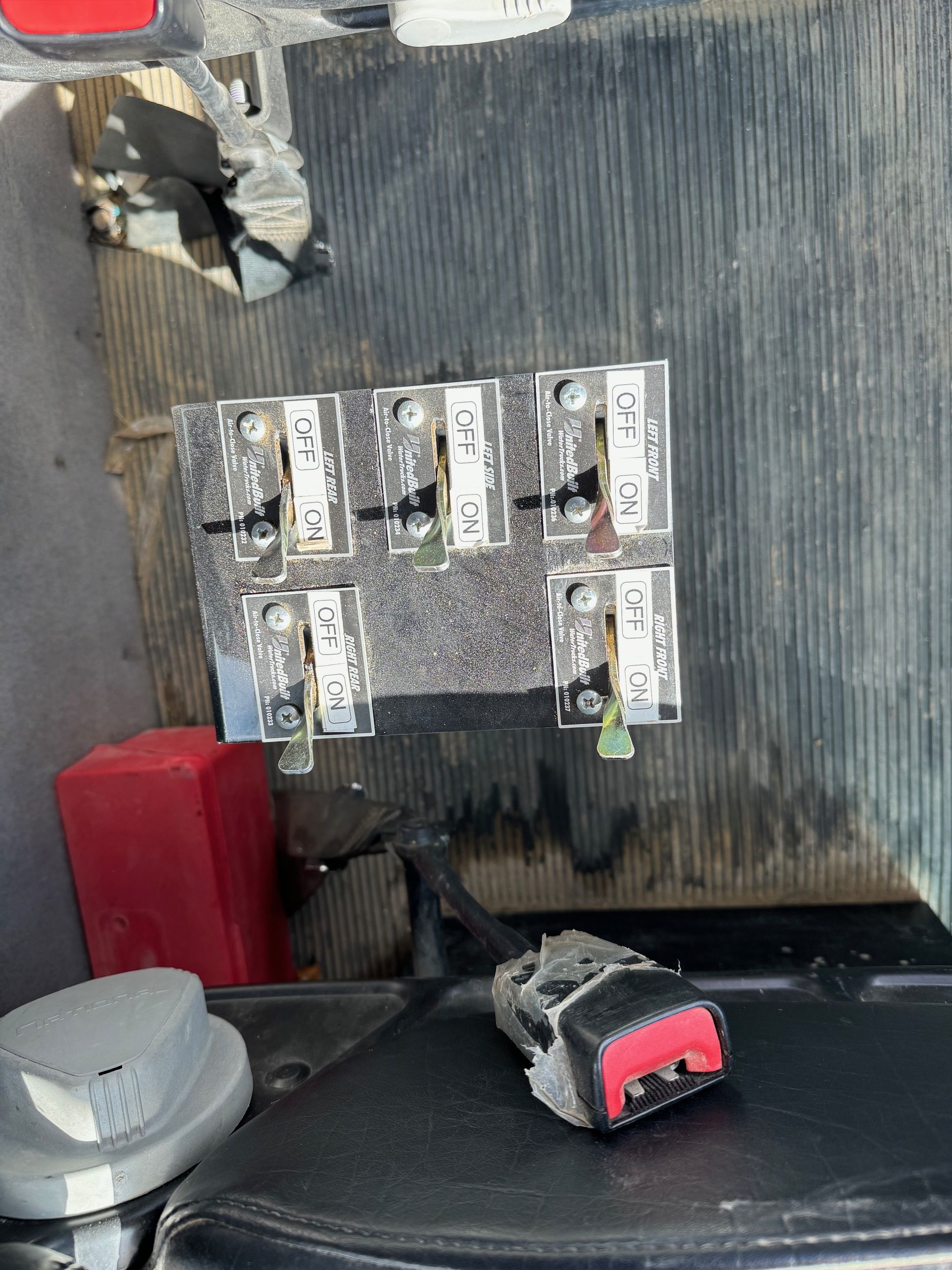 2022 PETERBILT 348 WATER Photo 8 Thumbnail