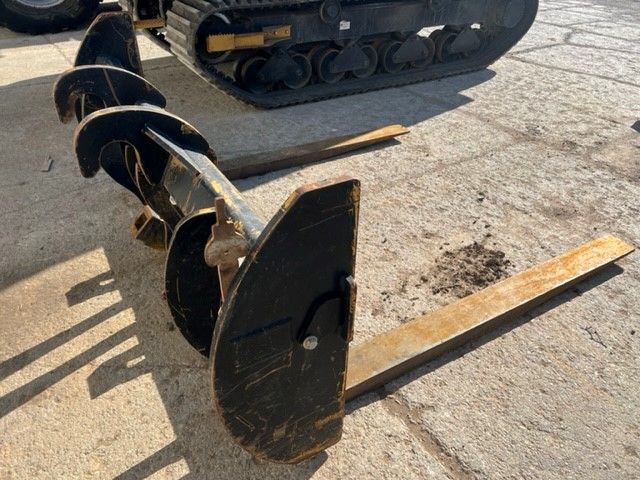 CAT 963K CONSTRUCTION FORKS FOR FUSION COUPLER Photo 3 Thumbnail