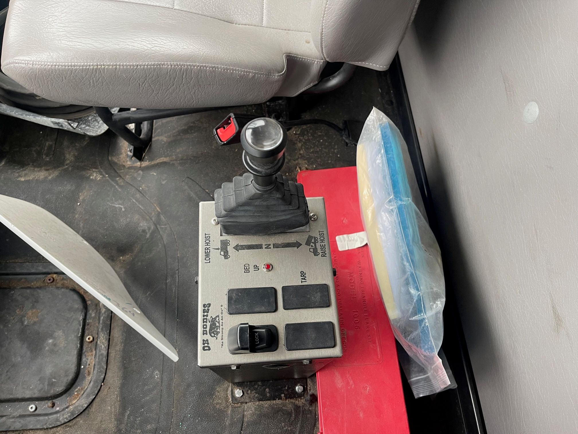 2021 FREIGHTLINER M2 106 Photo 6 Thumbnail