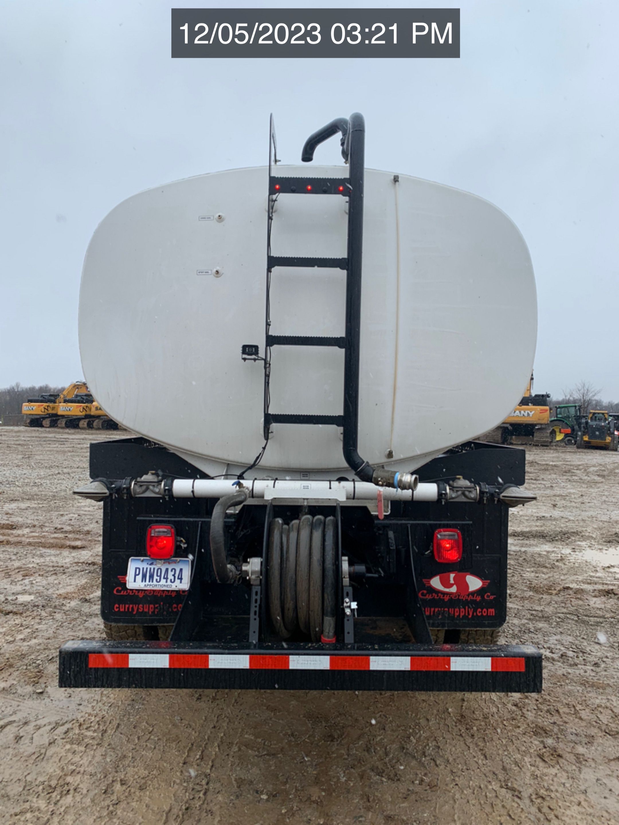 2024 PETERBILT 548 WATER Photo 5 Thumbnail