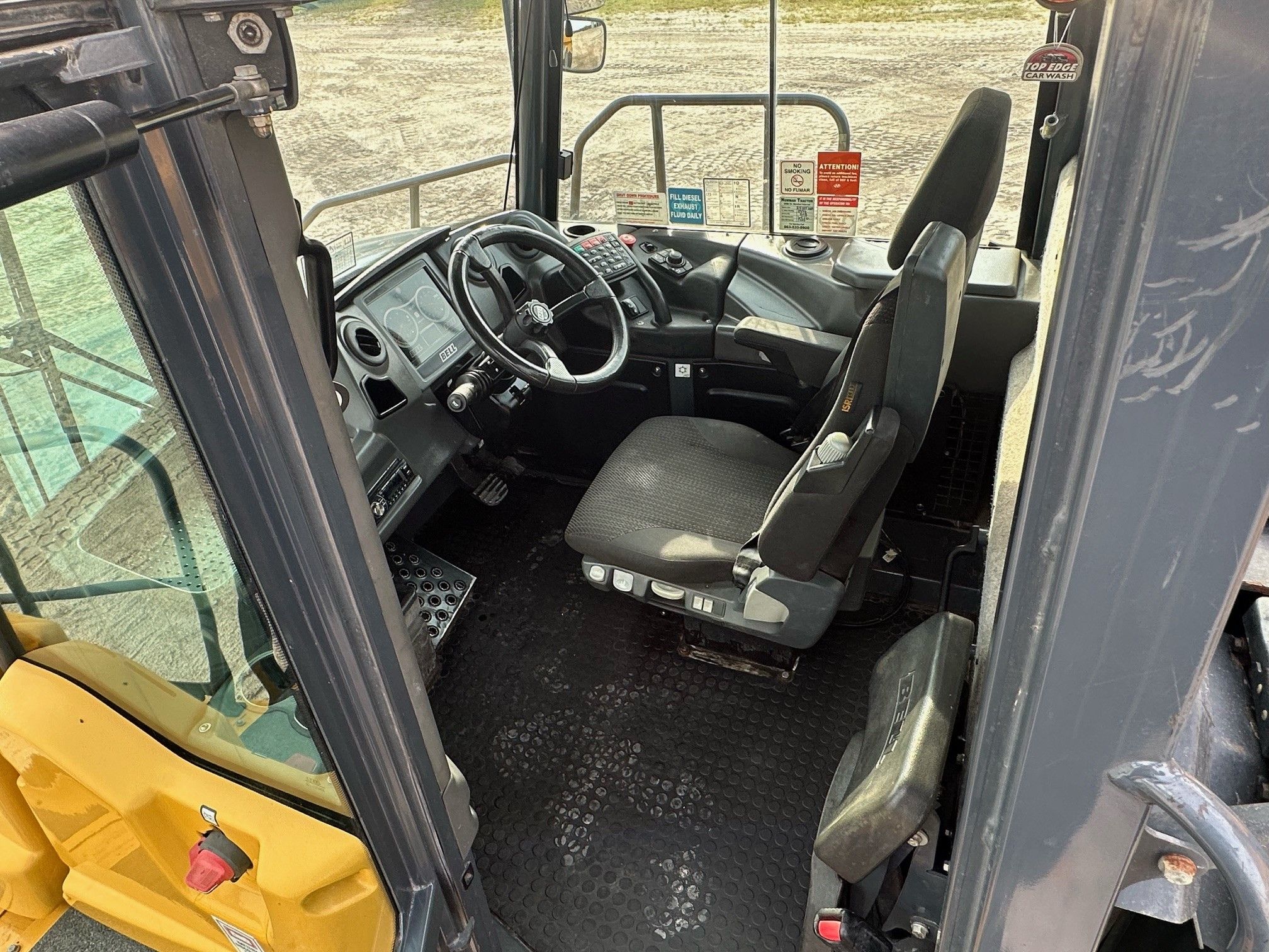 2020 BELL B30E Photo 7 Thumbnail