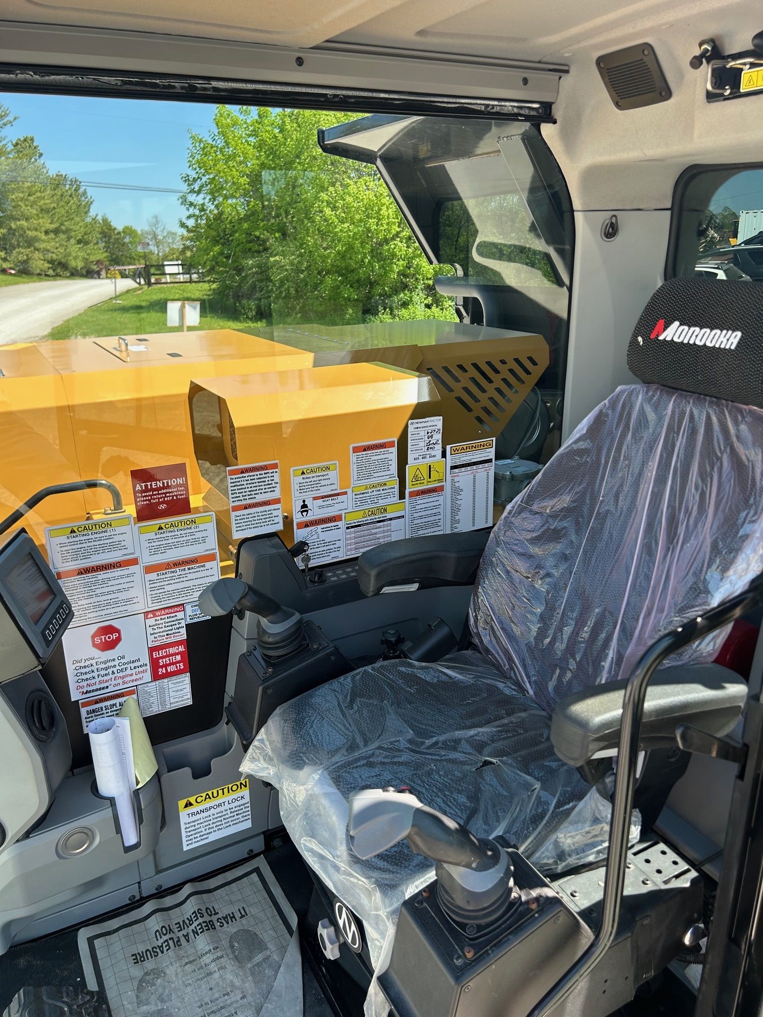 2023 MOROOKA MST 2200VDR Photo 9 Thumbnail