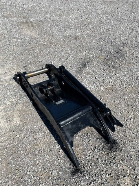 THUMB FOR SY95C (FOR USE W/ QUICK COUPLER) Photo 2 Thumbnail