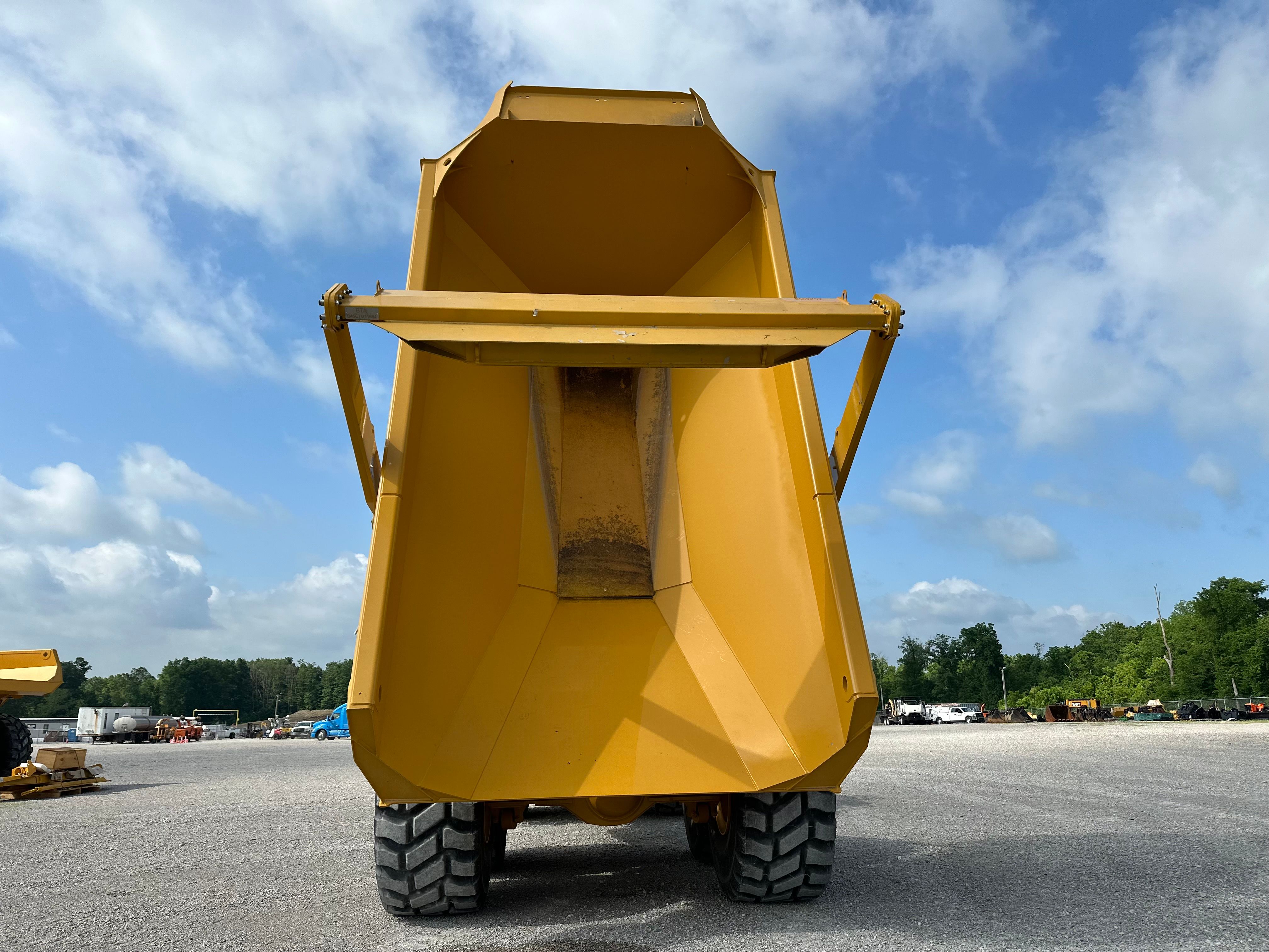 BELL B45E TAILGATE Photo 4 Thumbnail