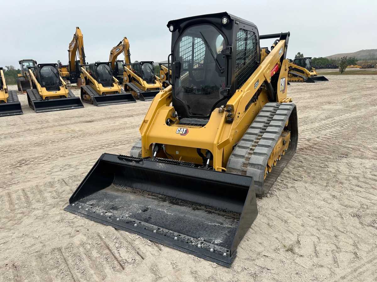 2024 CAT 299D3 Photo 1