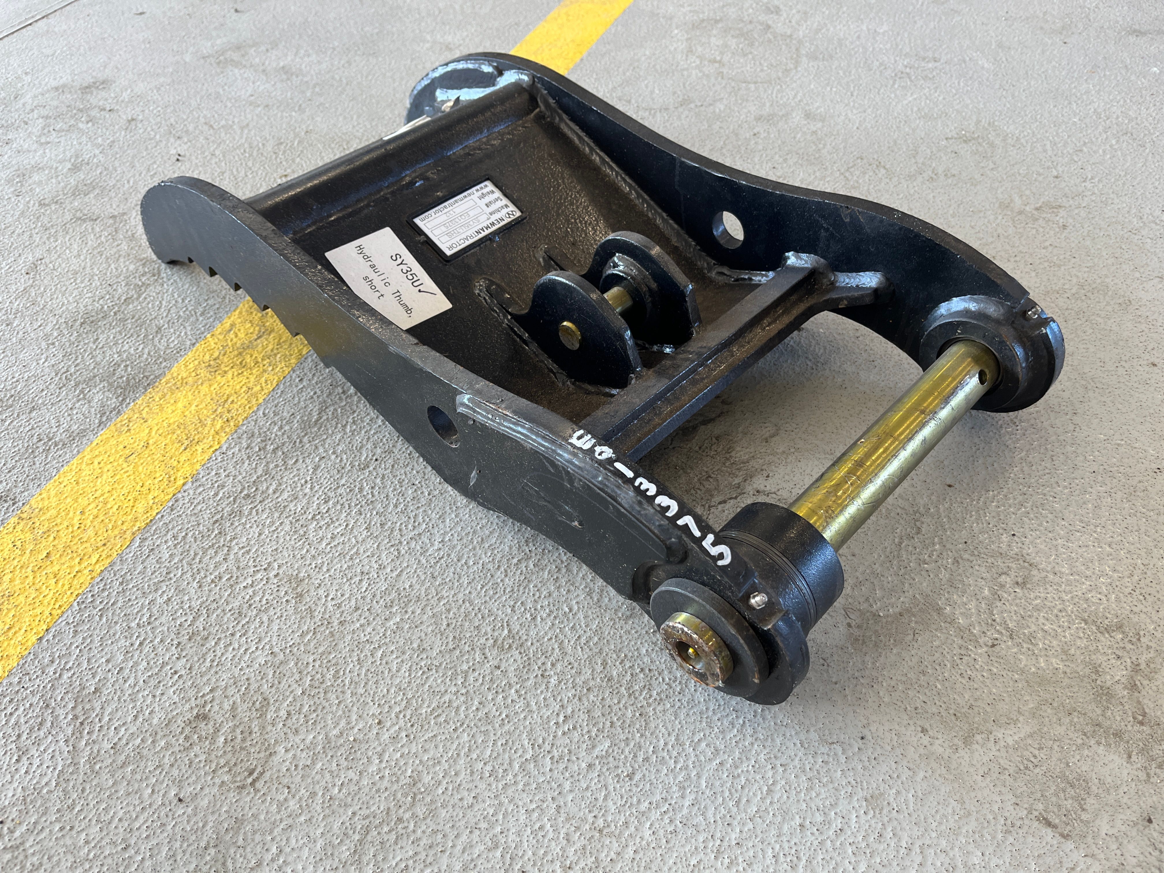 THS THUMB SHORT (NO QUICK COUPLER) FOR SY35U Photo 2 Thumbnail