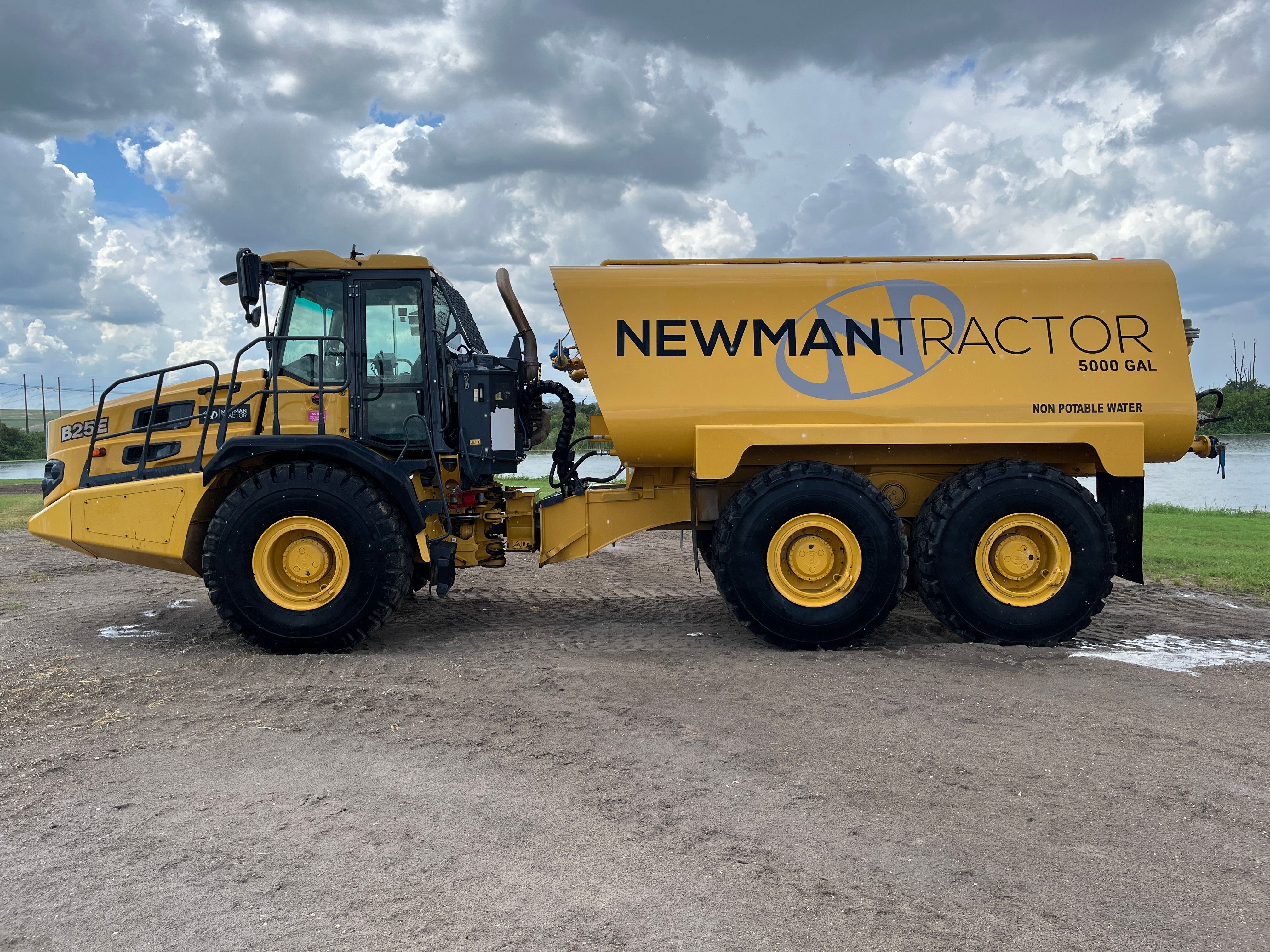 2016 BELL B25E Photo 2 Thumbnail