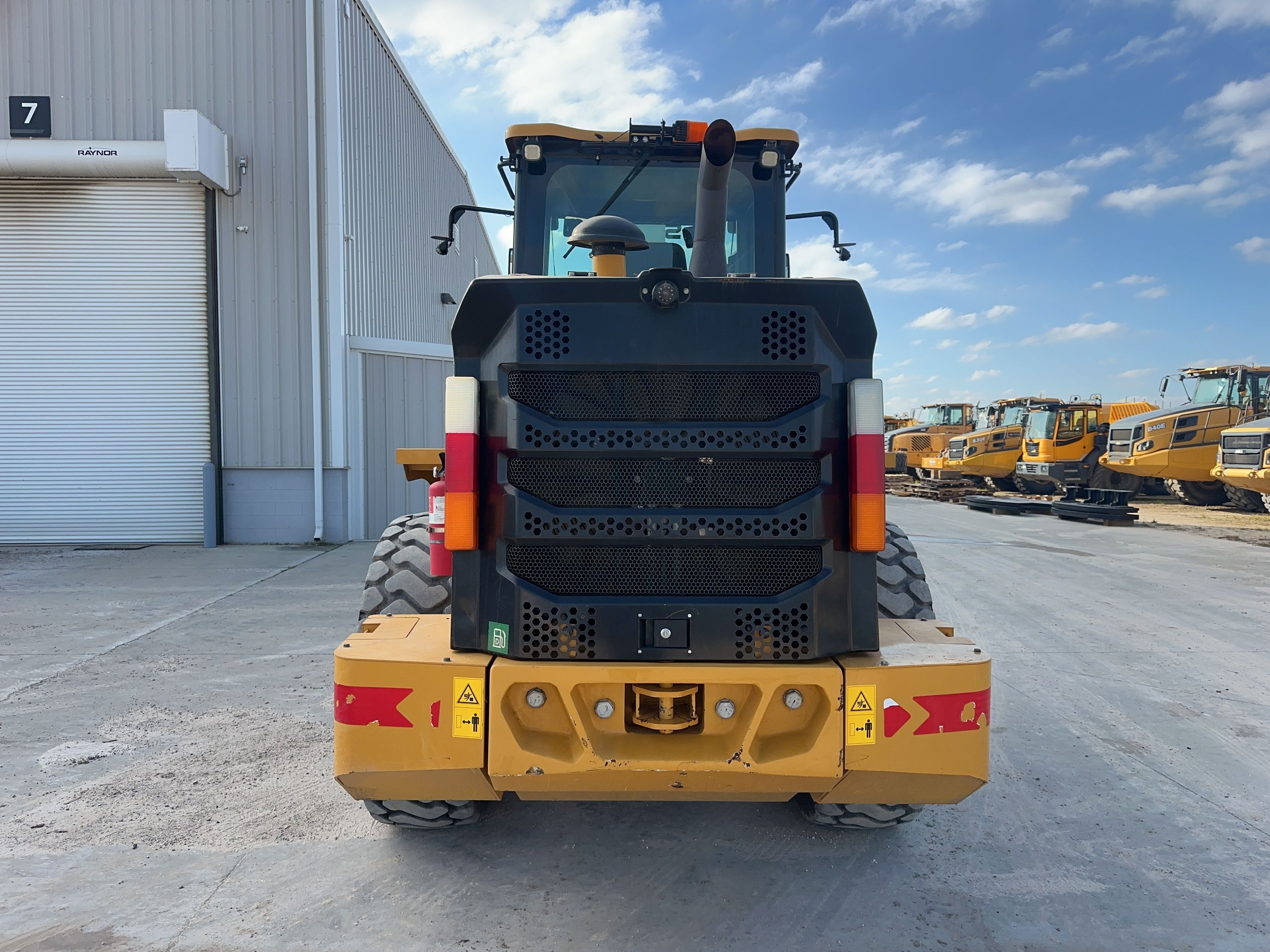 2023 SANY SW305K Photo 4 Thumbnail