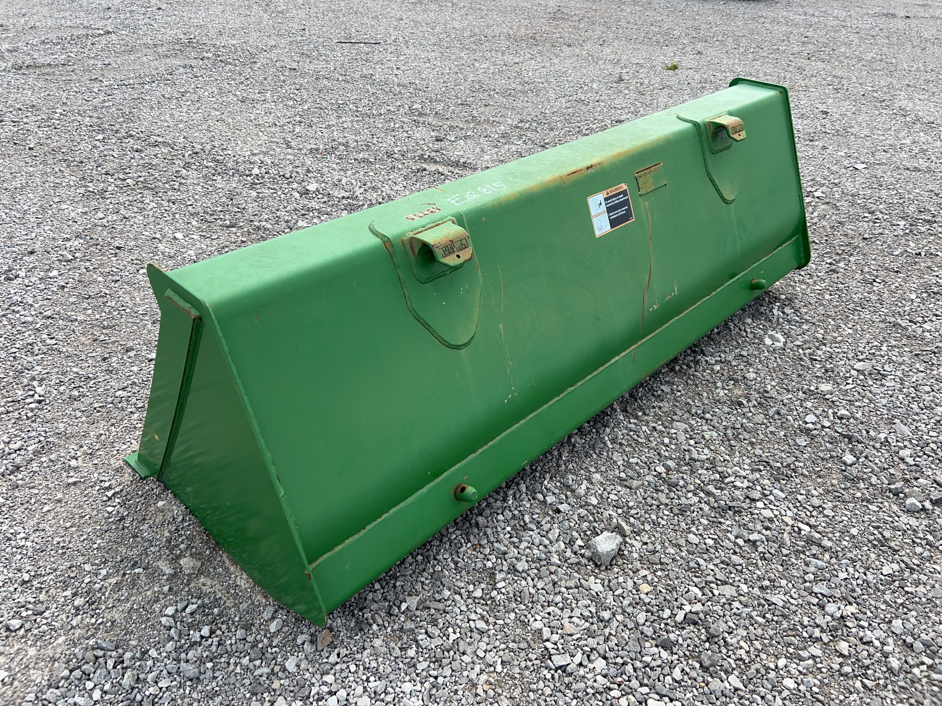 Equipment Photo - EQ815