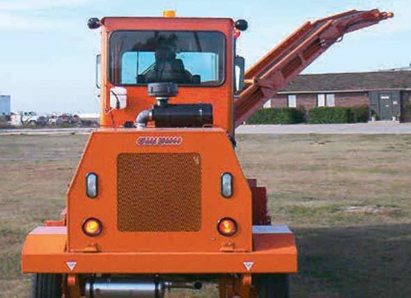 broce-mk1-street-sweeper-articulated-conveyor-feature