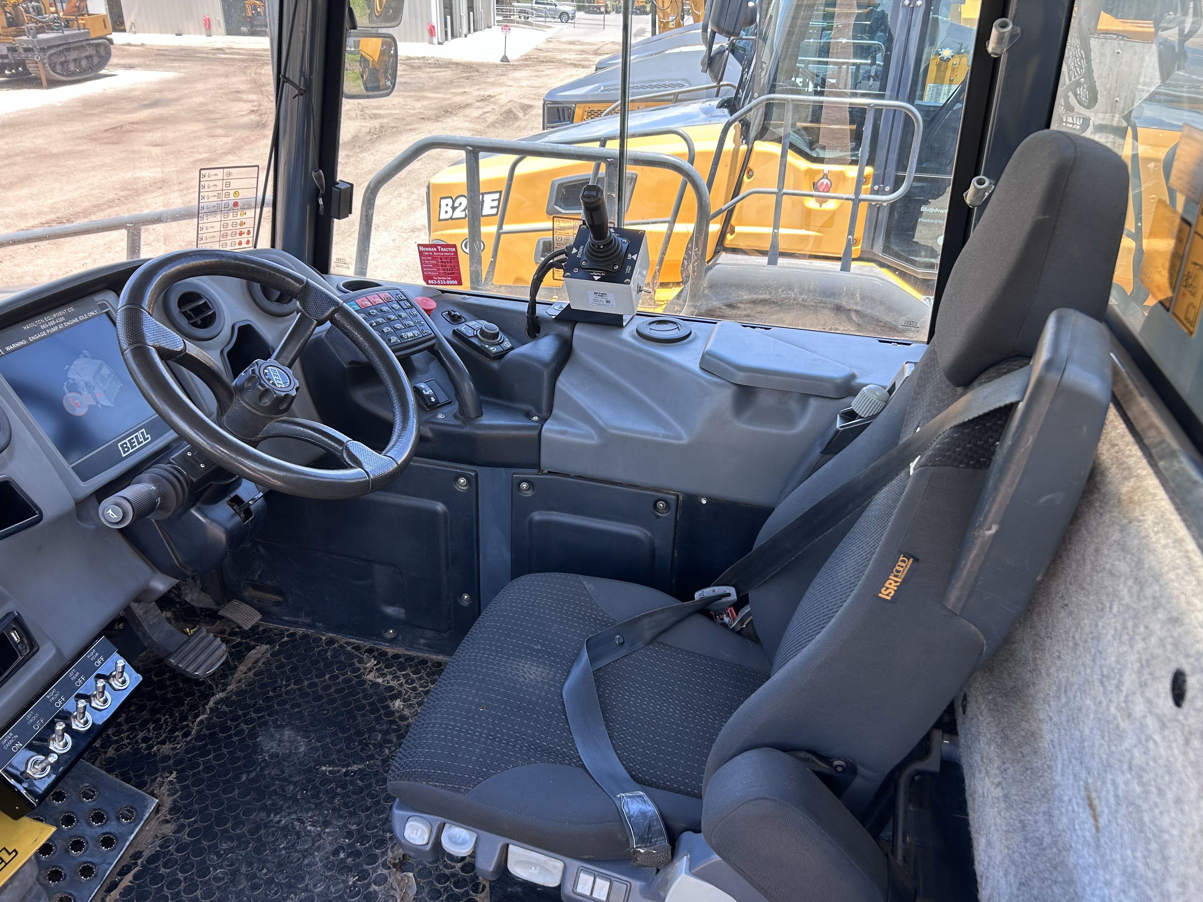 2021 BELL B30E Photo 7 Thumbnail