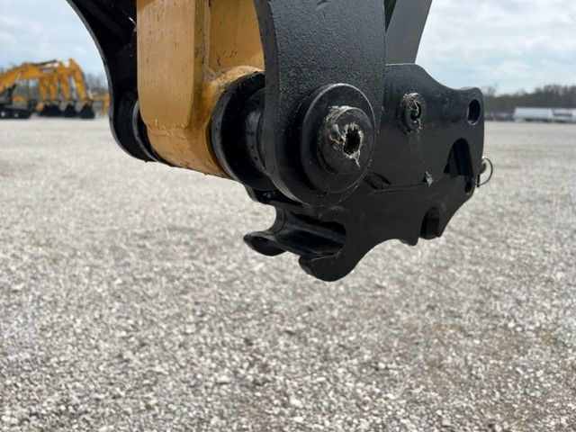 MANUAL QUICK COUPLER FOR SY35U Photo 2 Thumbnail