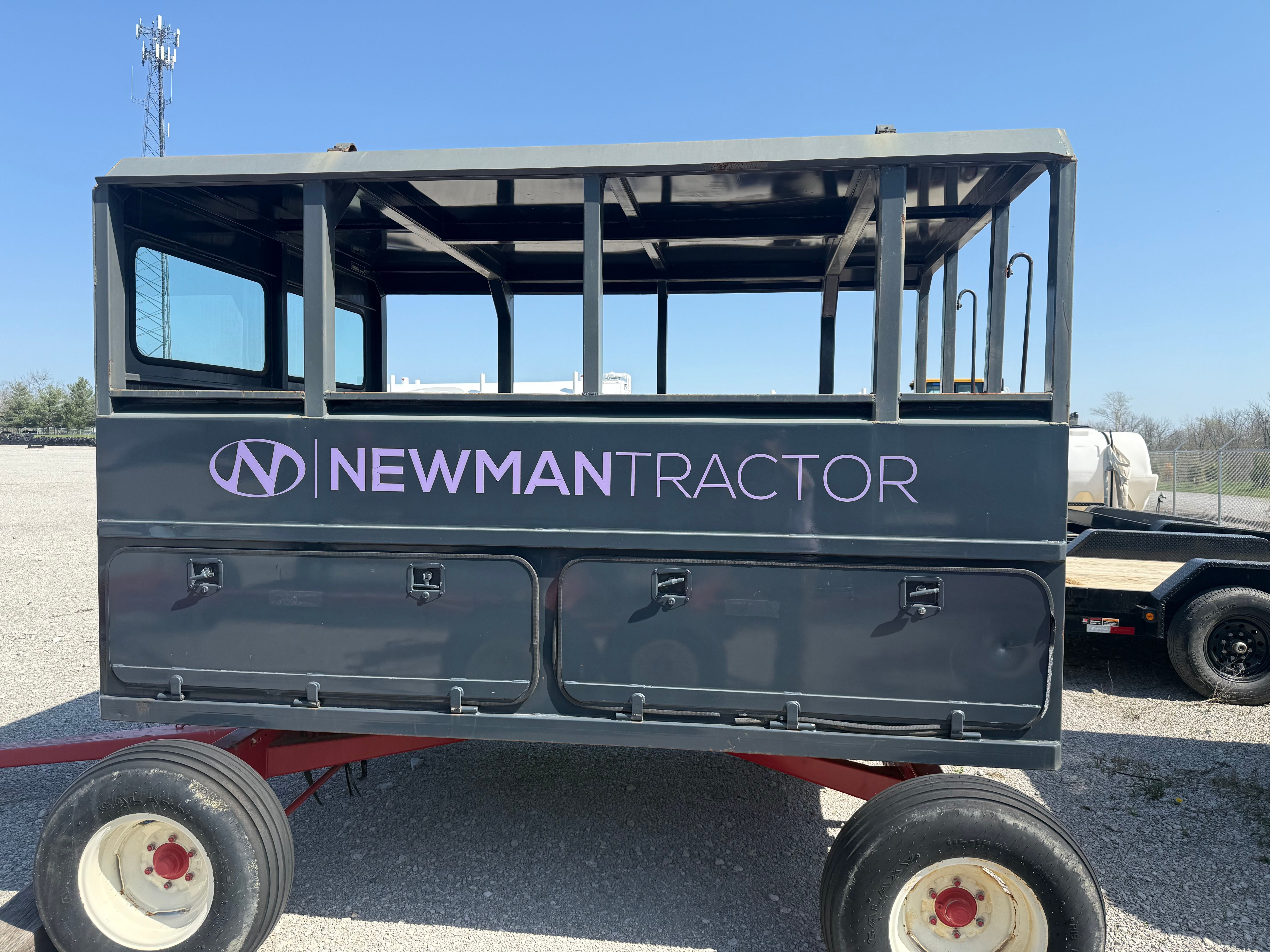 10-MAN PERSONNEL CARRIER, MST 800VD Photo 2 Thumbnail