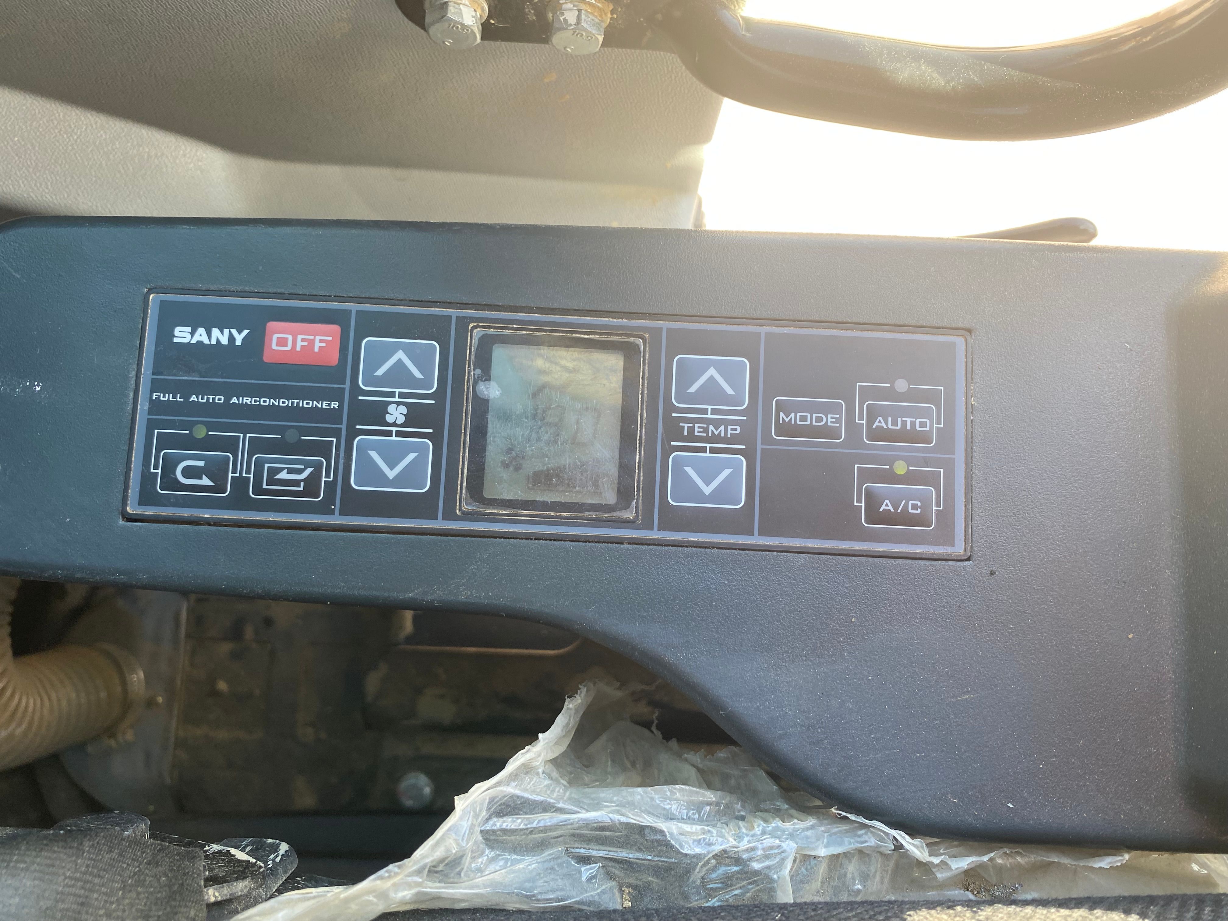 2023 SANY SY155U Photo 8 Thumbnail