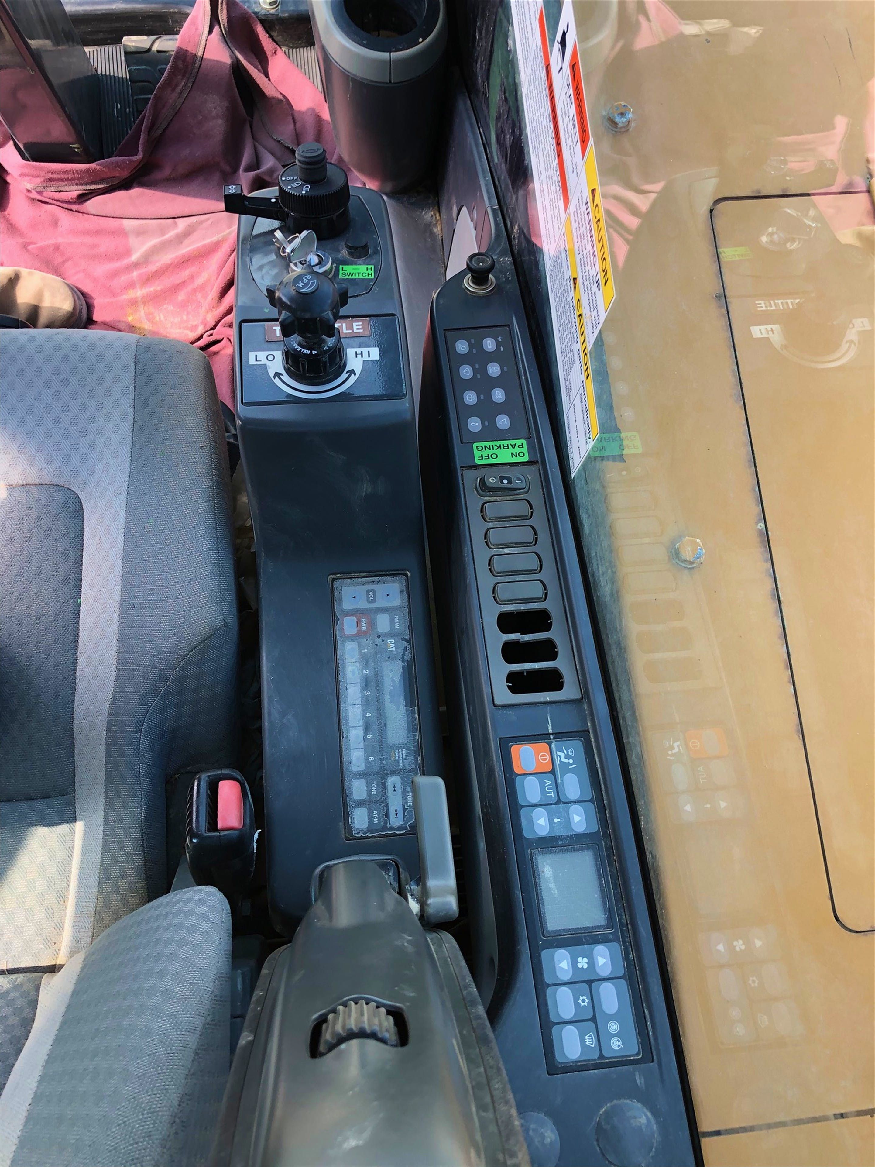 2014 MOROOKA MST 2200VD Photo 14 Thumbnail