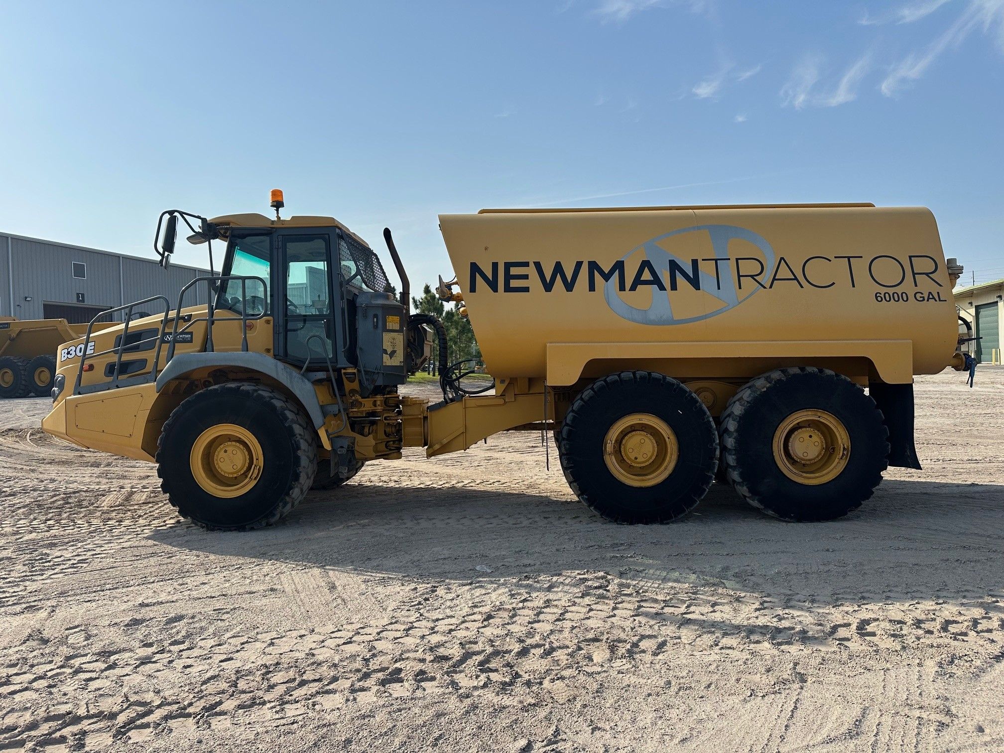 2014 BELL B30E Photo 2 Thumbnail