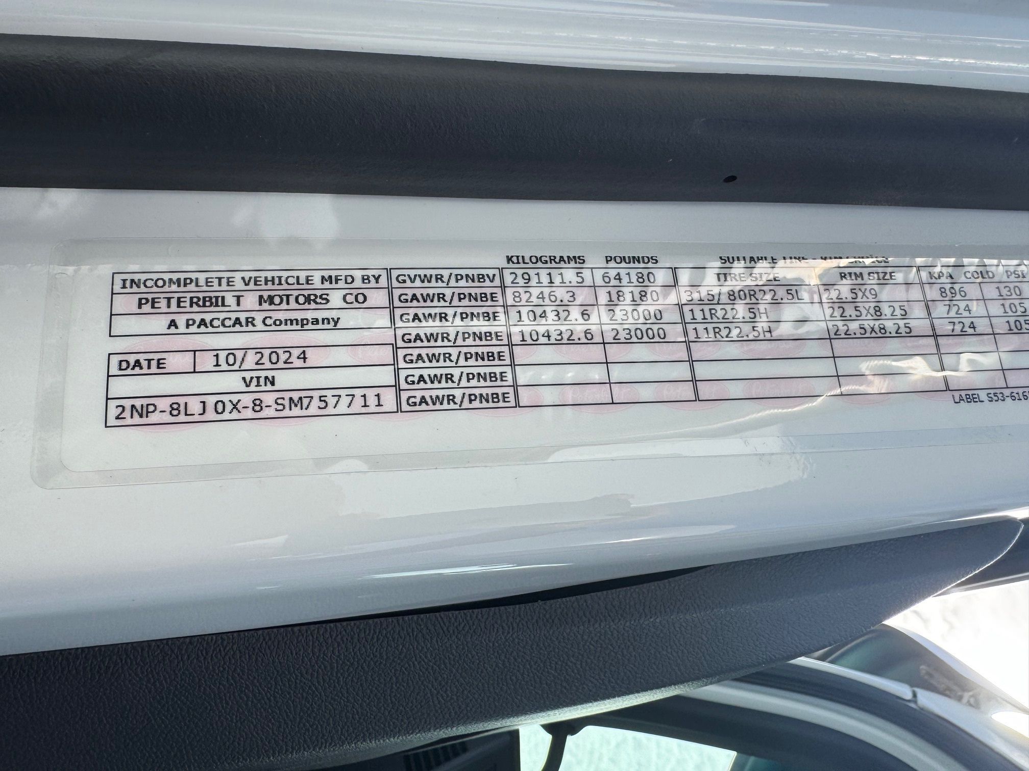 2025 PETERBILT 548 WATER Photo 9 Thumbnail