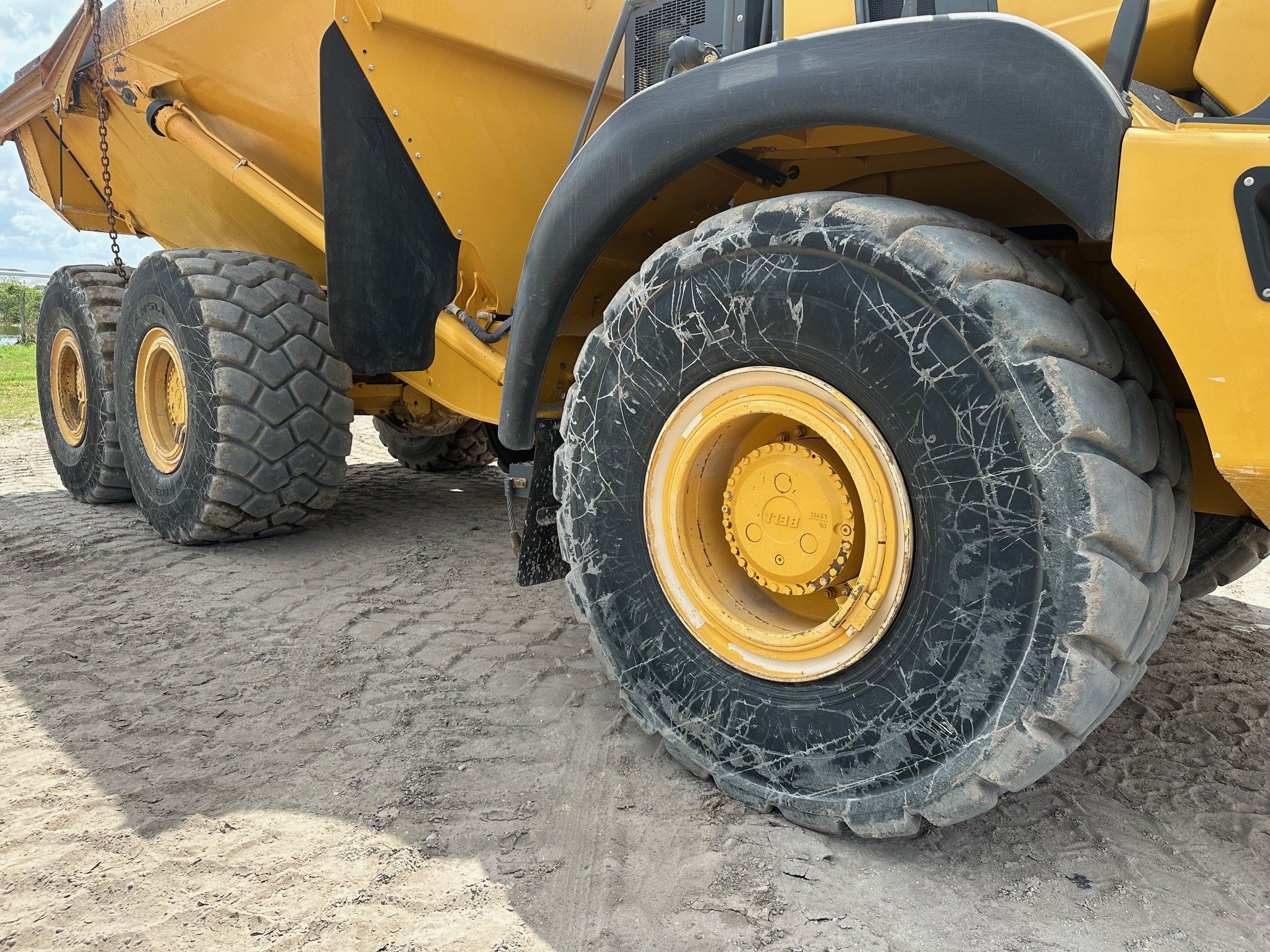 2022 BELL B50E Photo 15 Thumbnail