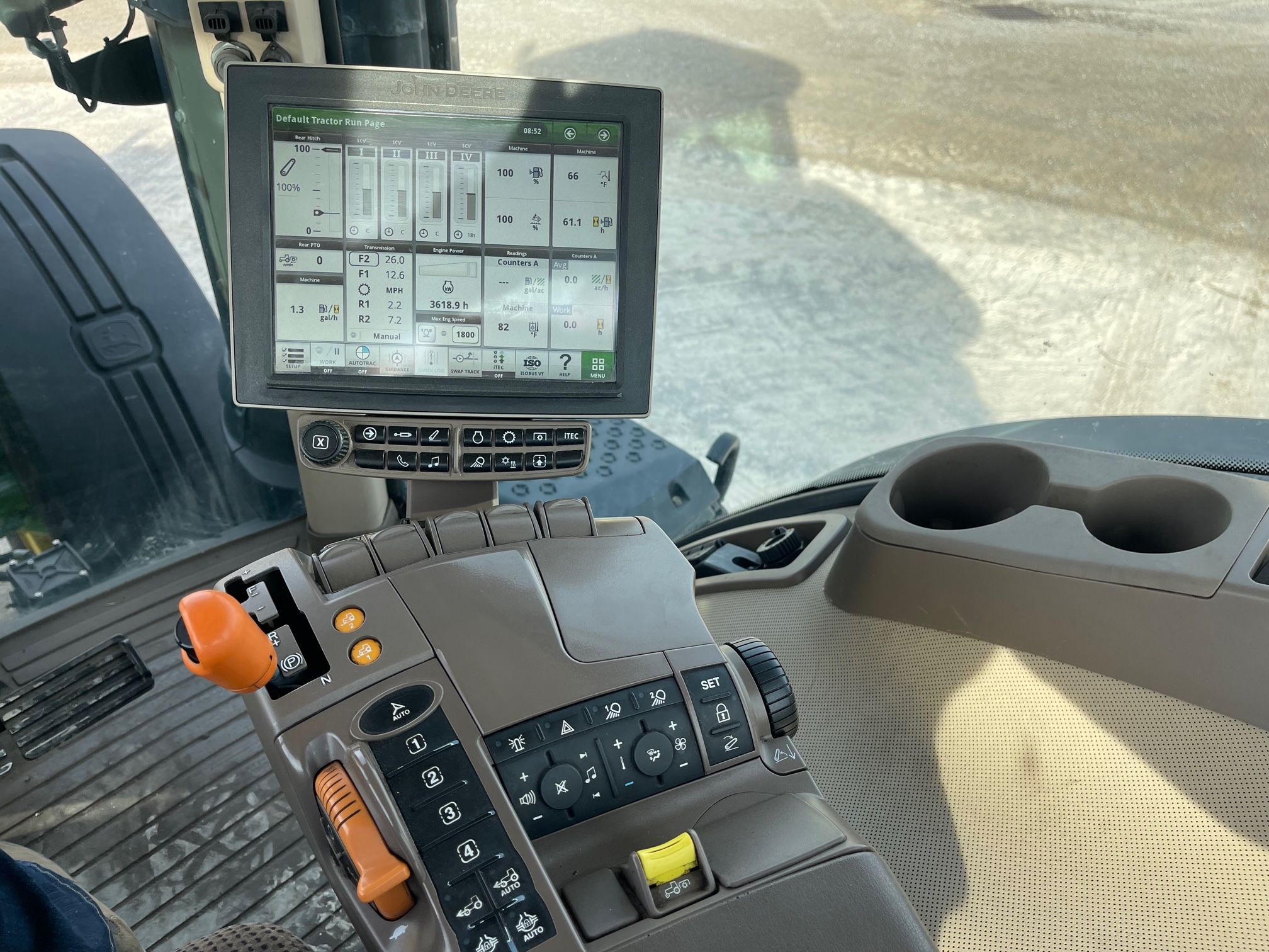 2019 JOHN DEERE 8320R Photo 7 Thumbnail