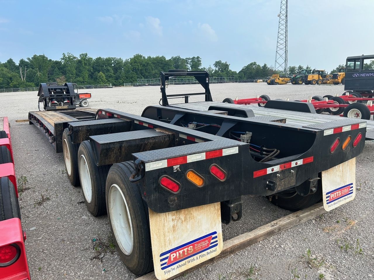 PITTS CONTENDER 55T LOWBOY 53' LONG 26" DECK Photo 3 Thumbnail
