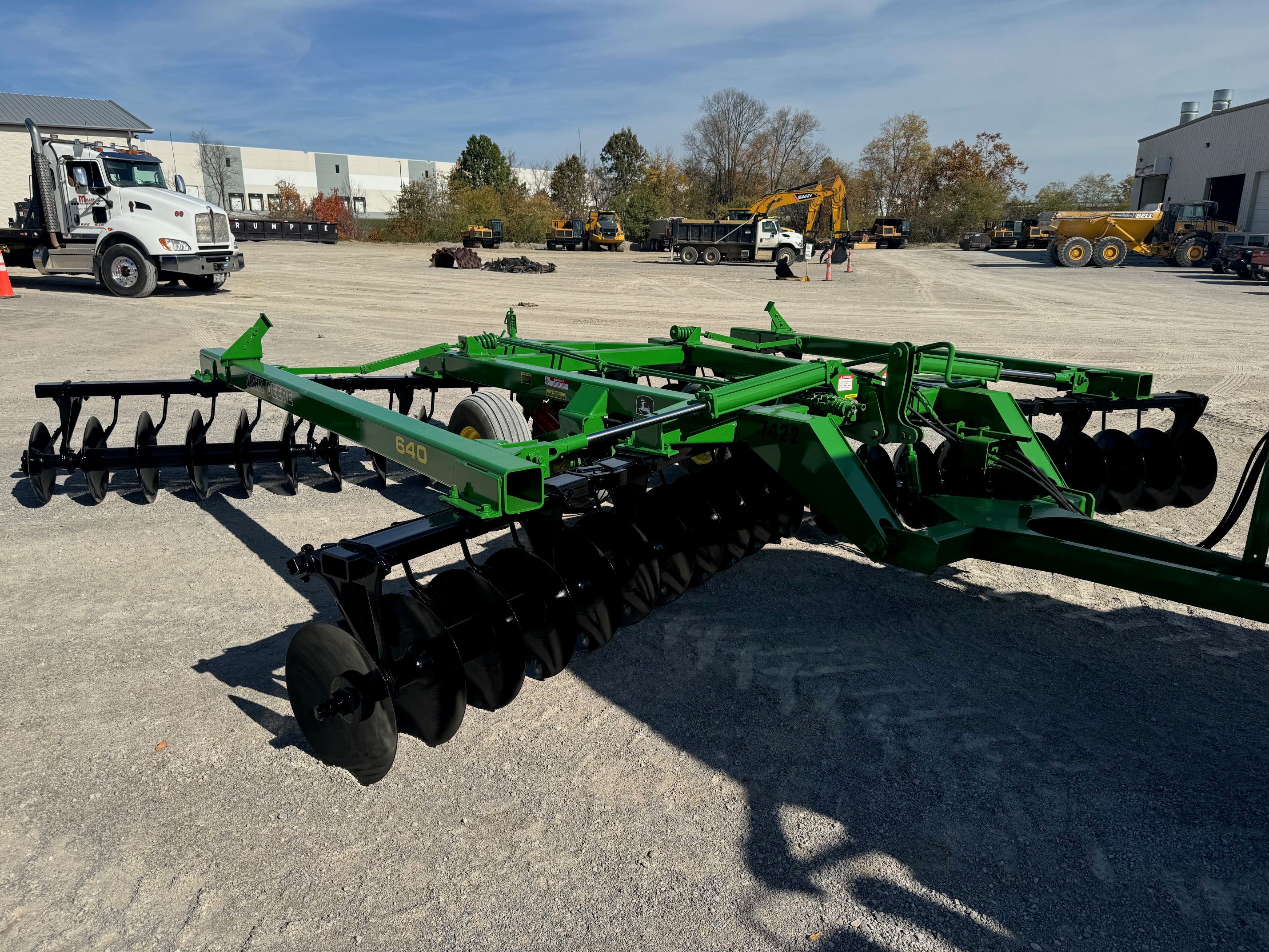 JOHN DEERE 640 DISC HARROW PLOWS & DISC Photo 4 Thumbnail