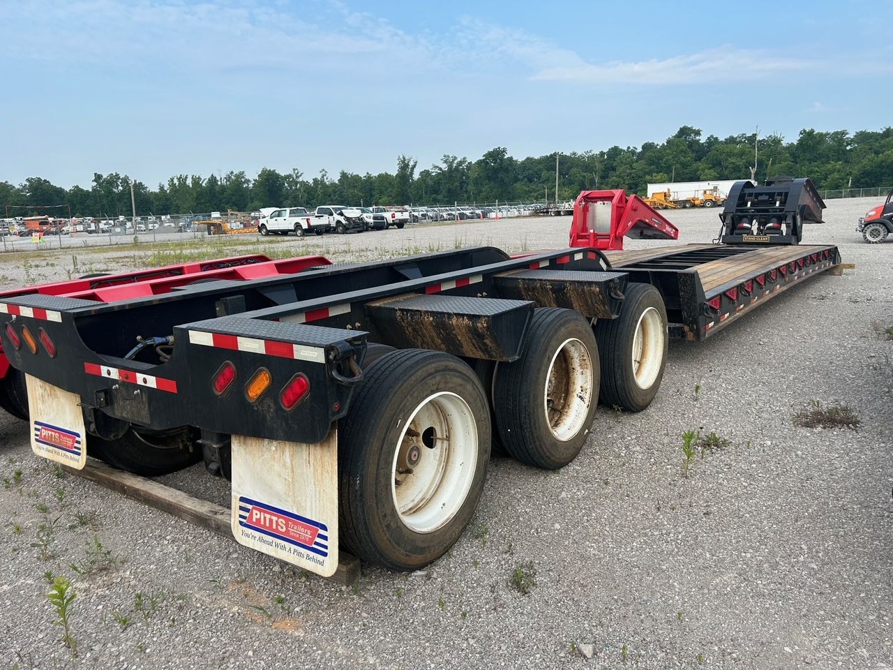 PITTS CONTENDER 55T LOWBOY 53' LONG 26" DECK Photo 4 Thumbnail