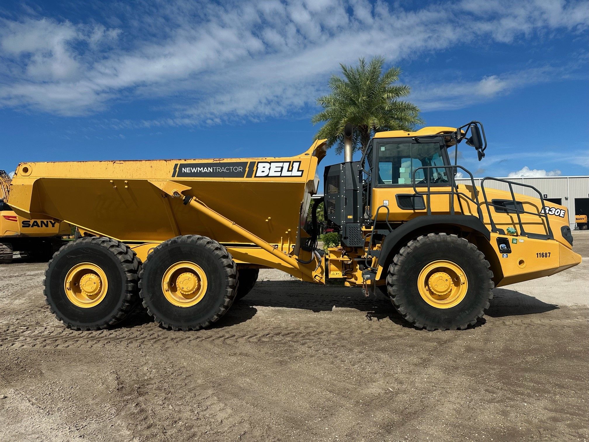 2021 BELL B30E Photo 5 Thumbnail