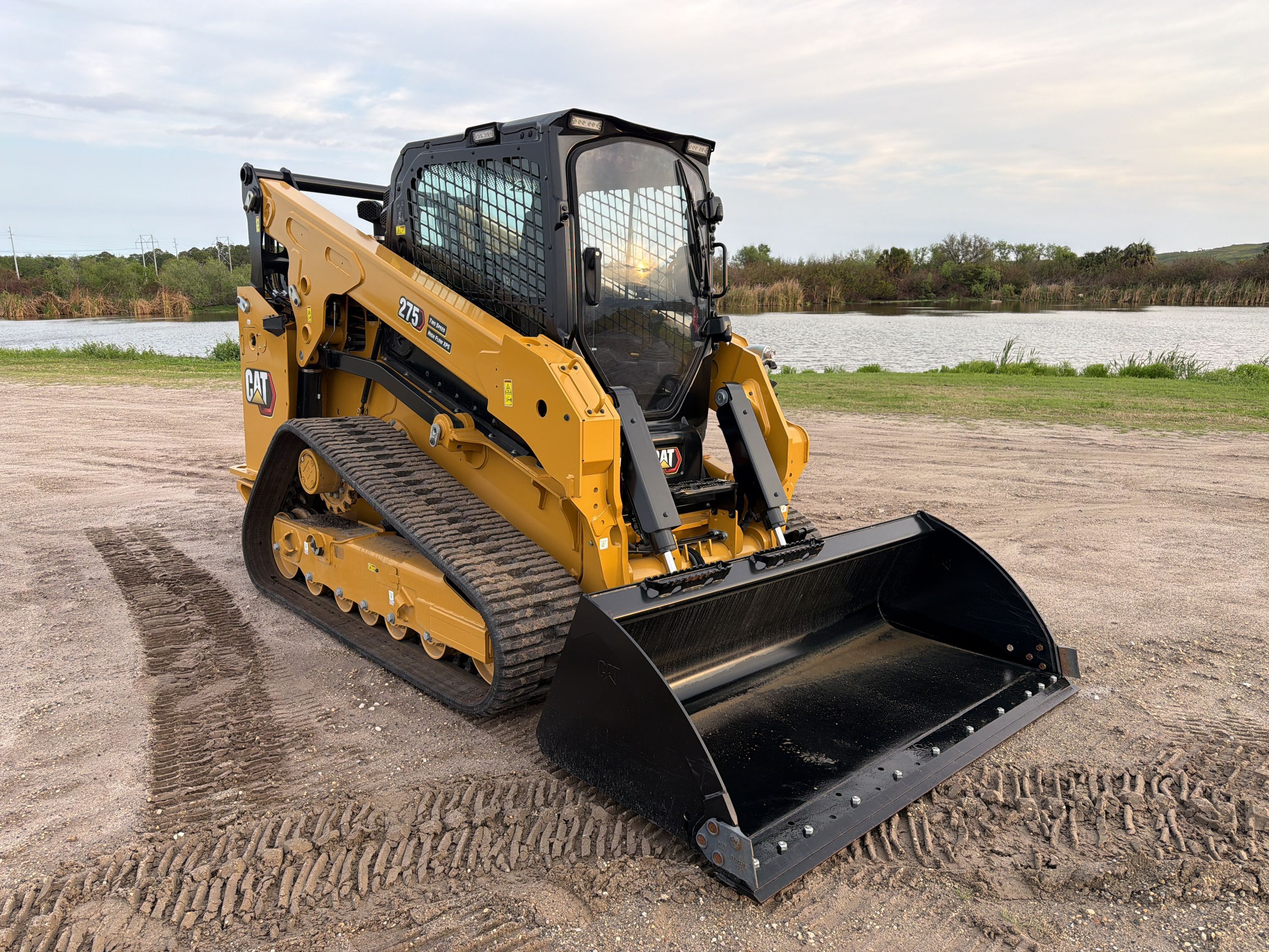 Equipment Photo - EQ14681