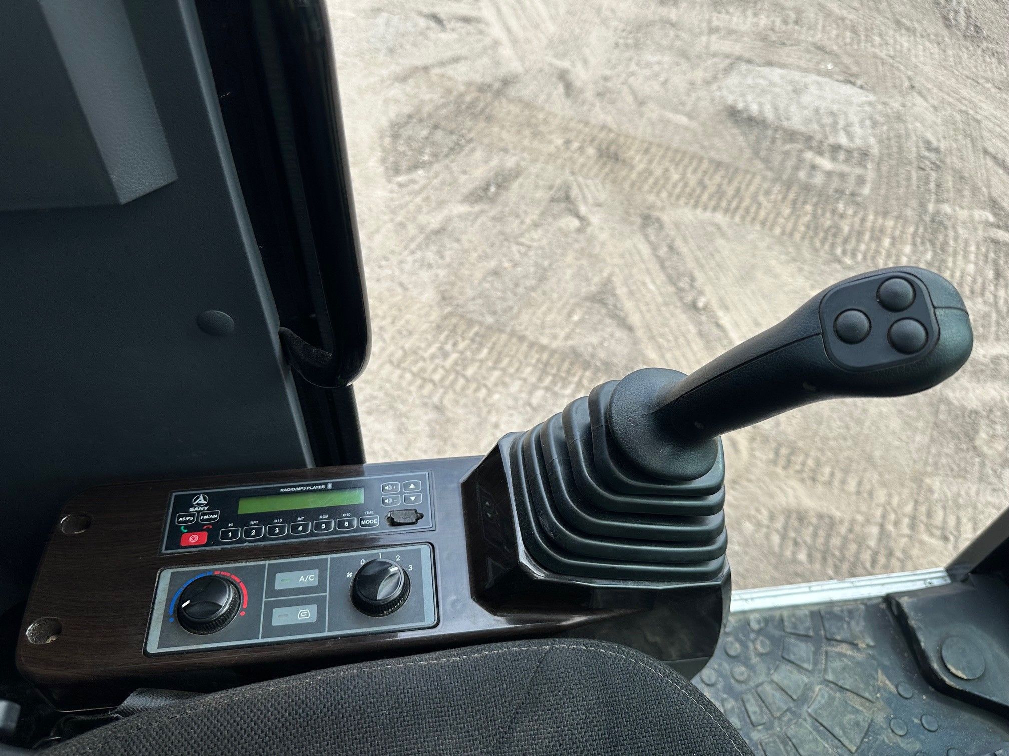 2022 SANY SY95C Photo 7 Thumbnail