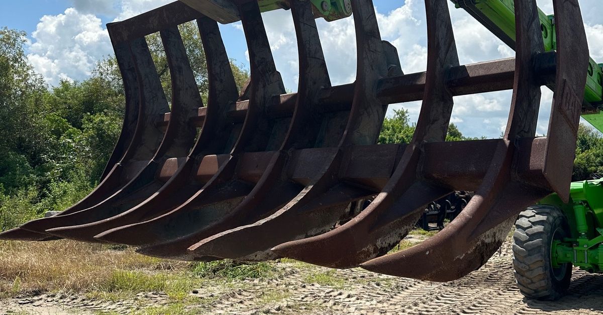 ROOT RAKE FOR CAT 930G/H OR IT28G/H For Sale | Newman Tractor