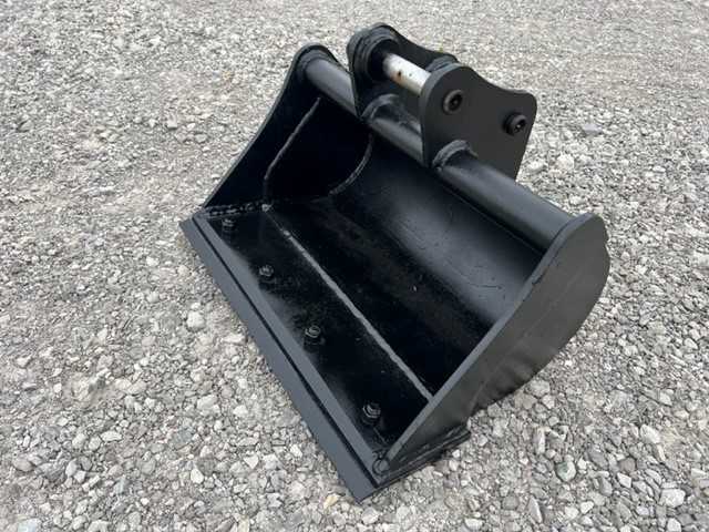 24" EXCAVATOR DITCH CLEANING BUCKET FOR SY16C Photo 1