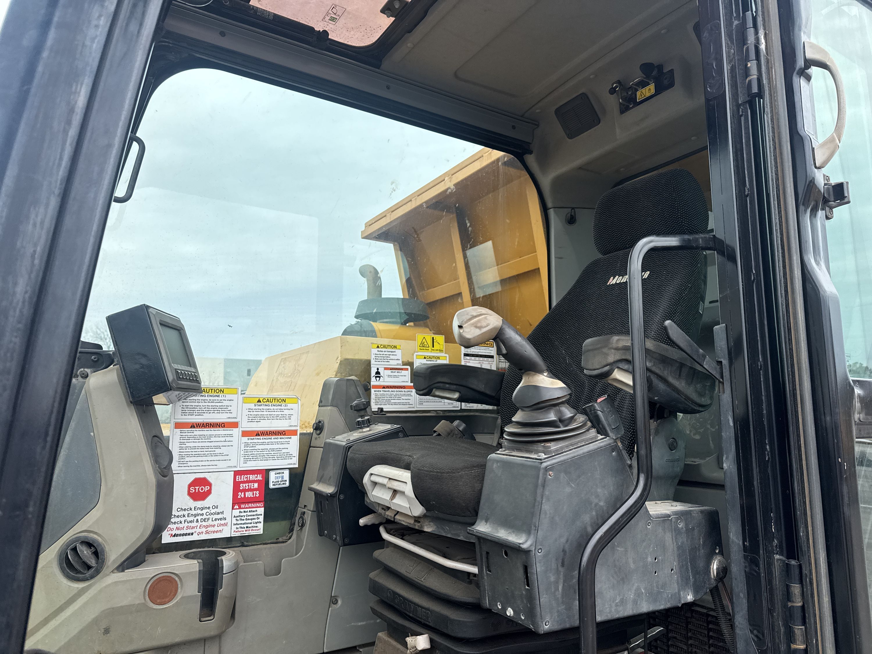 2019 MOROOKA MST 2200VD Photo 18 Thumbnail