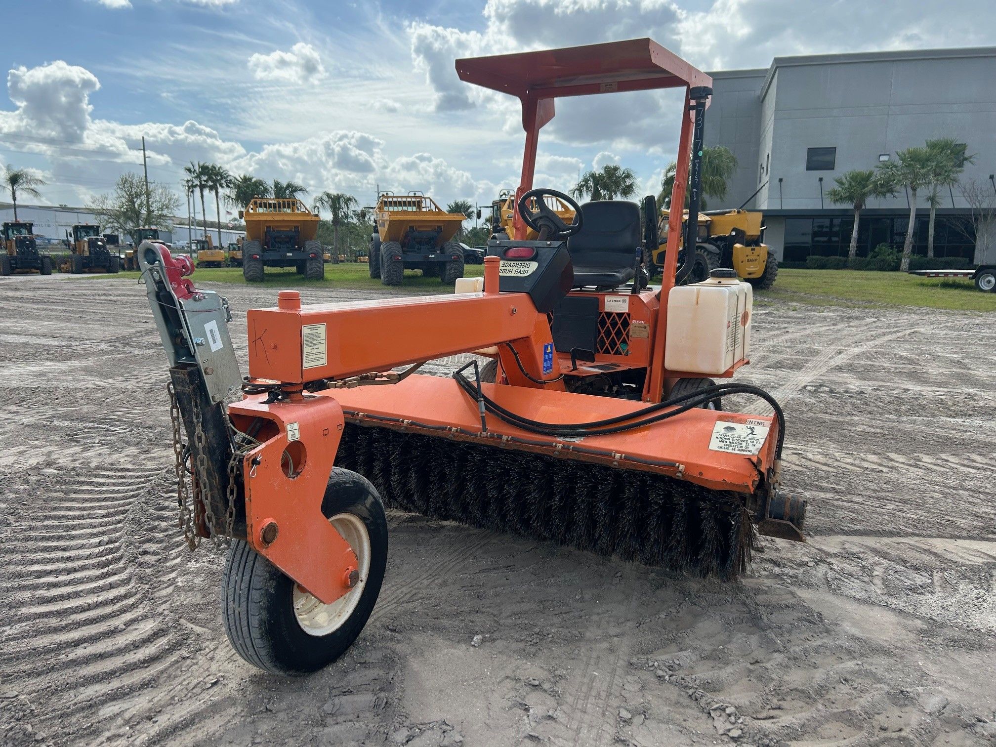 2018 LAY-MOR SM300 Photo 1 Thumbnail