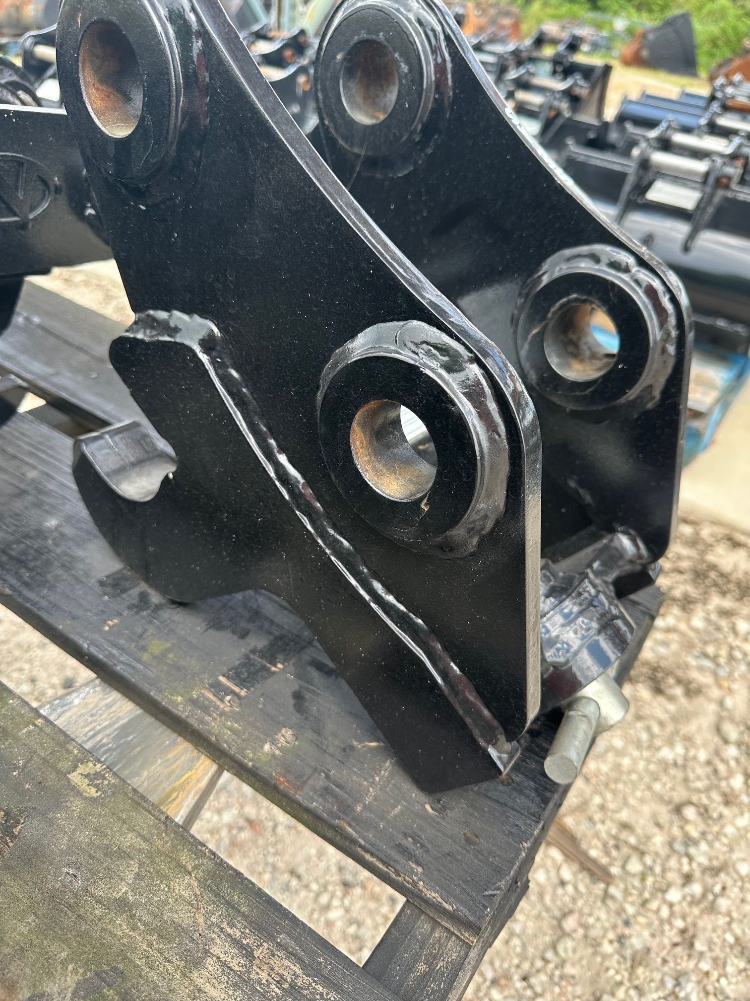 QUICK HITCH COUPLER TO FIT SY35U Photo 1 Thumbnail