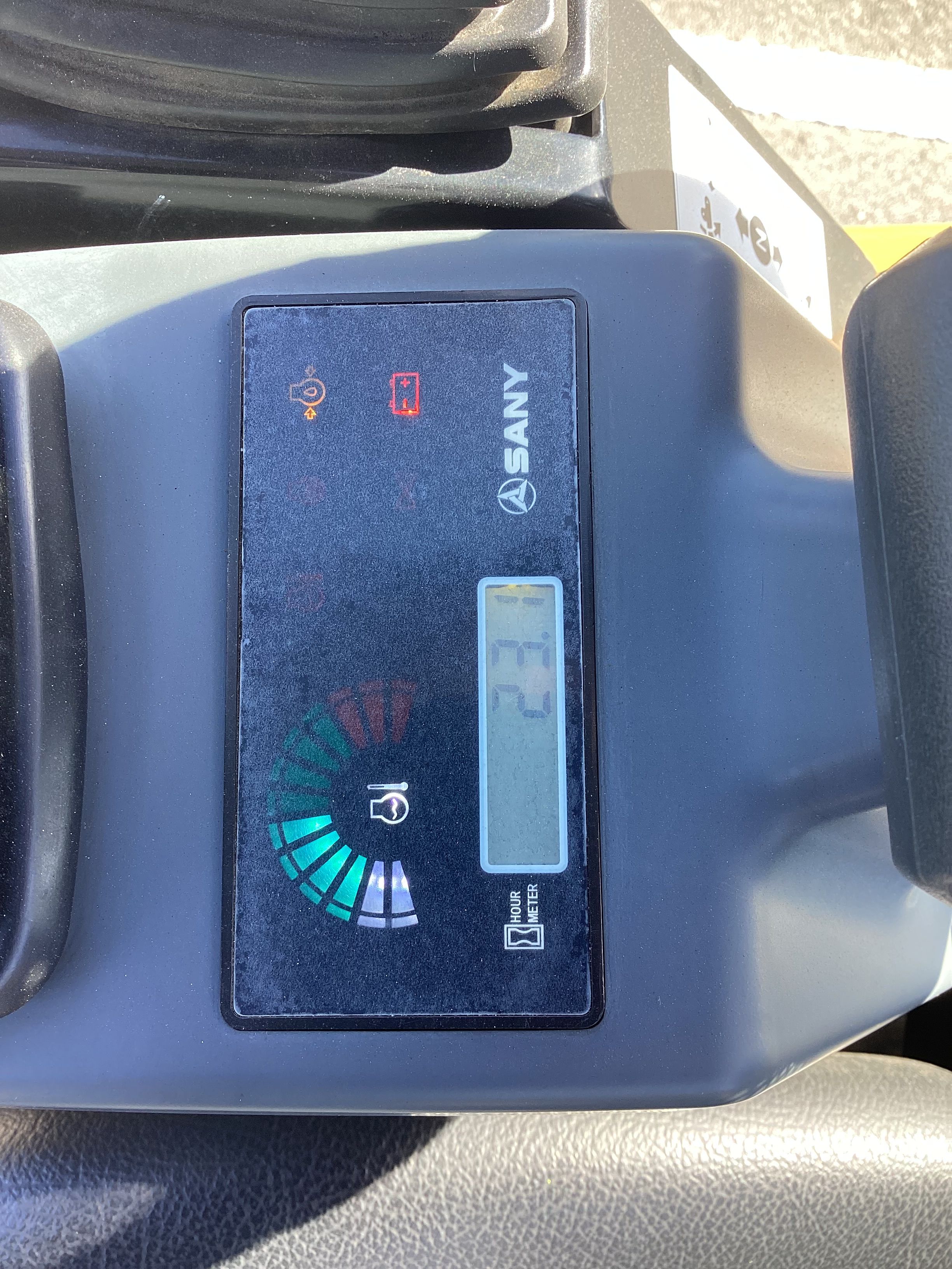  SANY SY16C Photo 12 Thumbnail