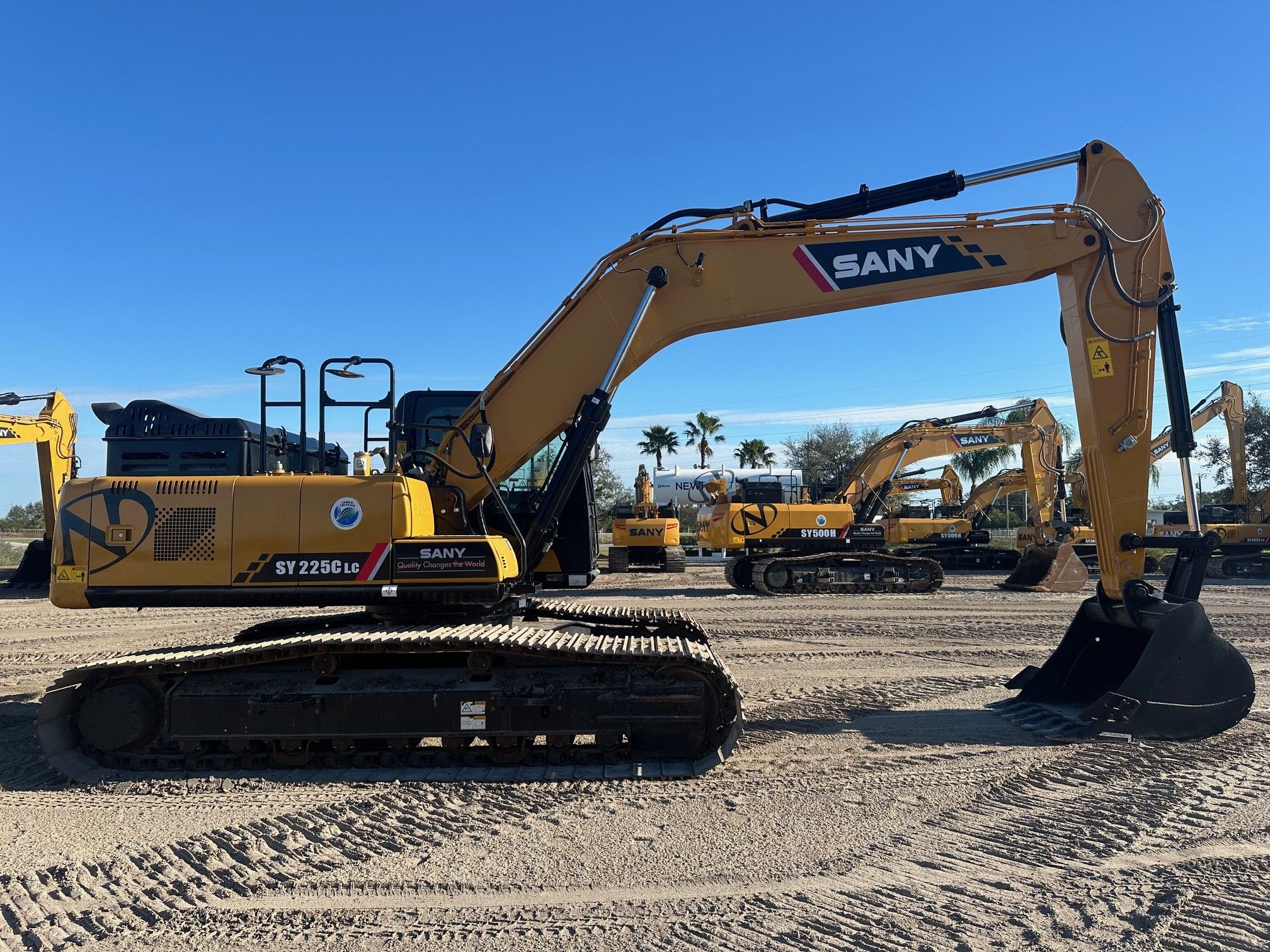 2023 SANY SY225C Photo 5 Thumbnail