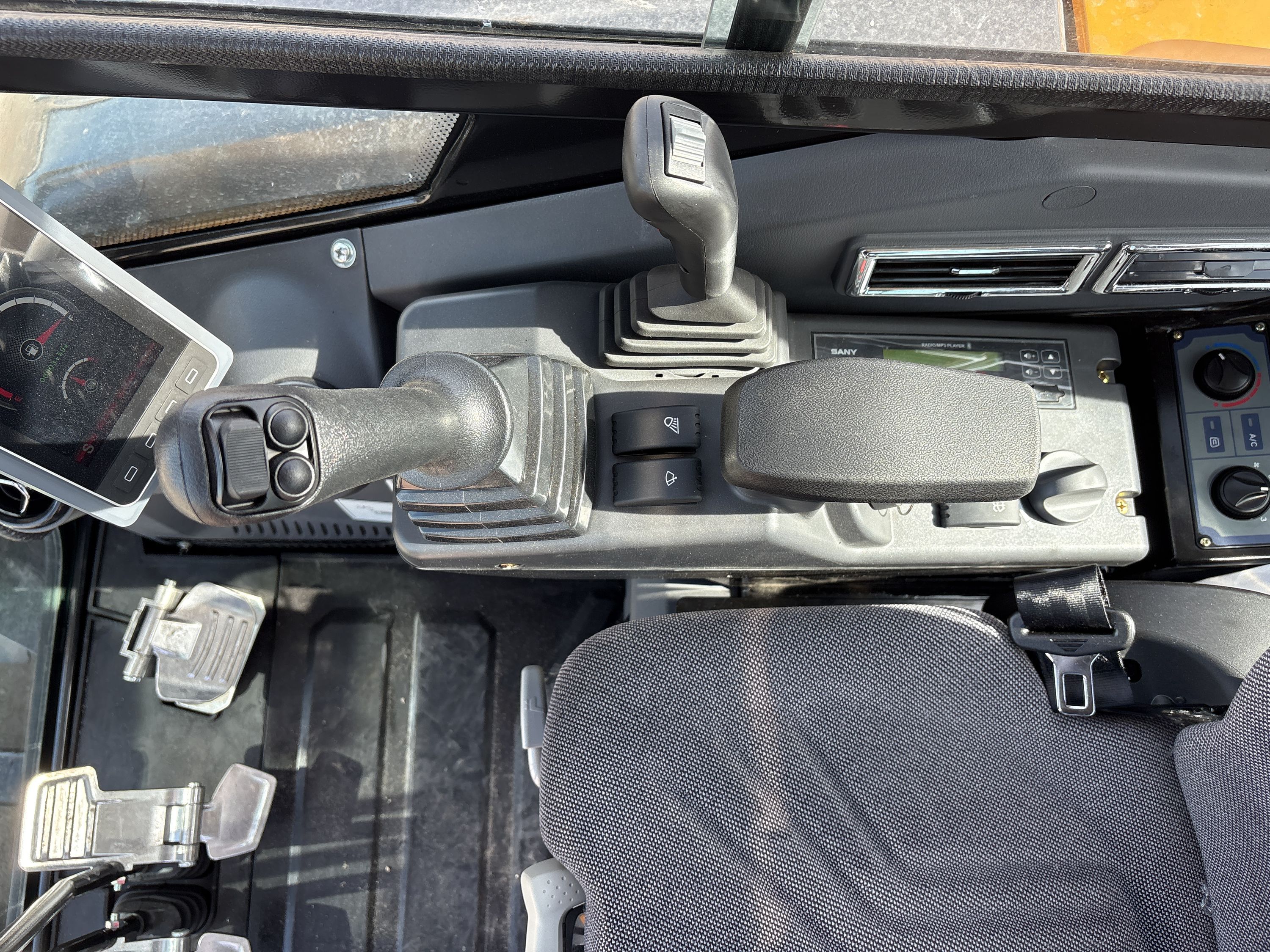 2025 SANY SY50U Photo 19 Thumbnail