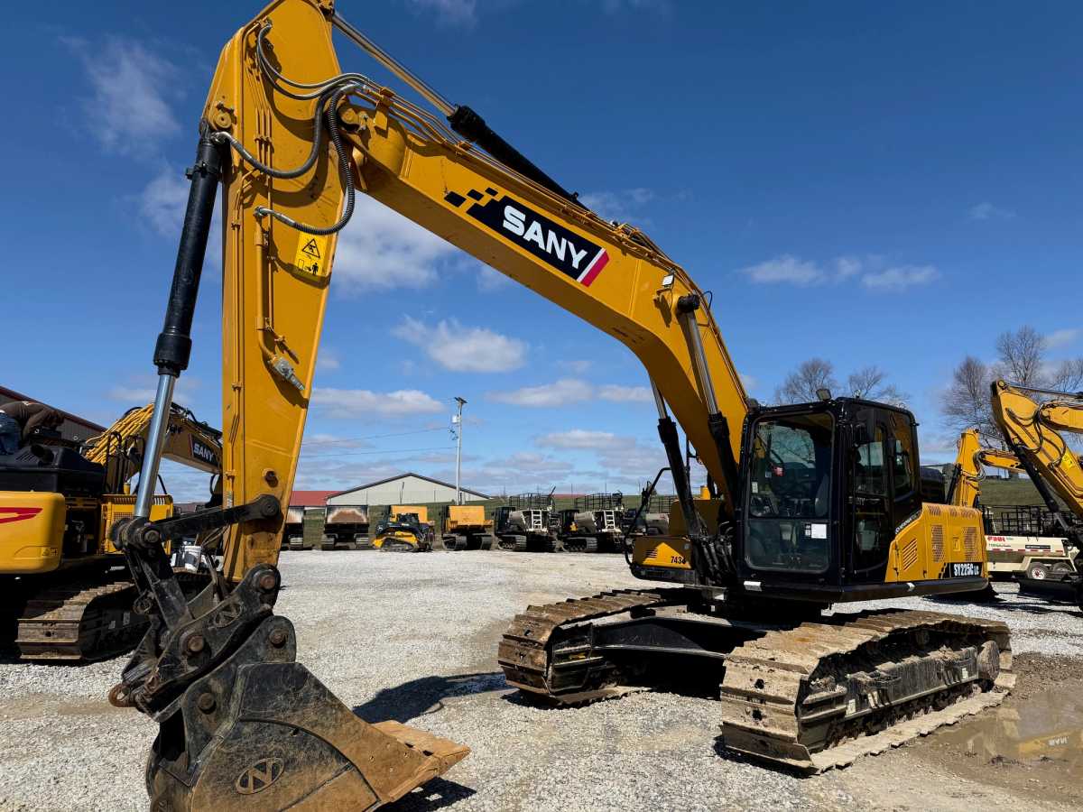 2022 SANY SANY SY225C EXCAVATOR Photo 1