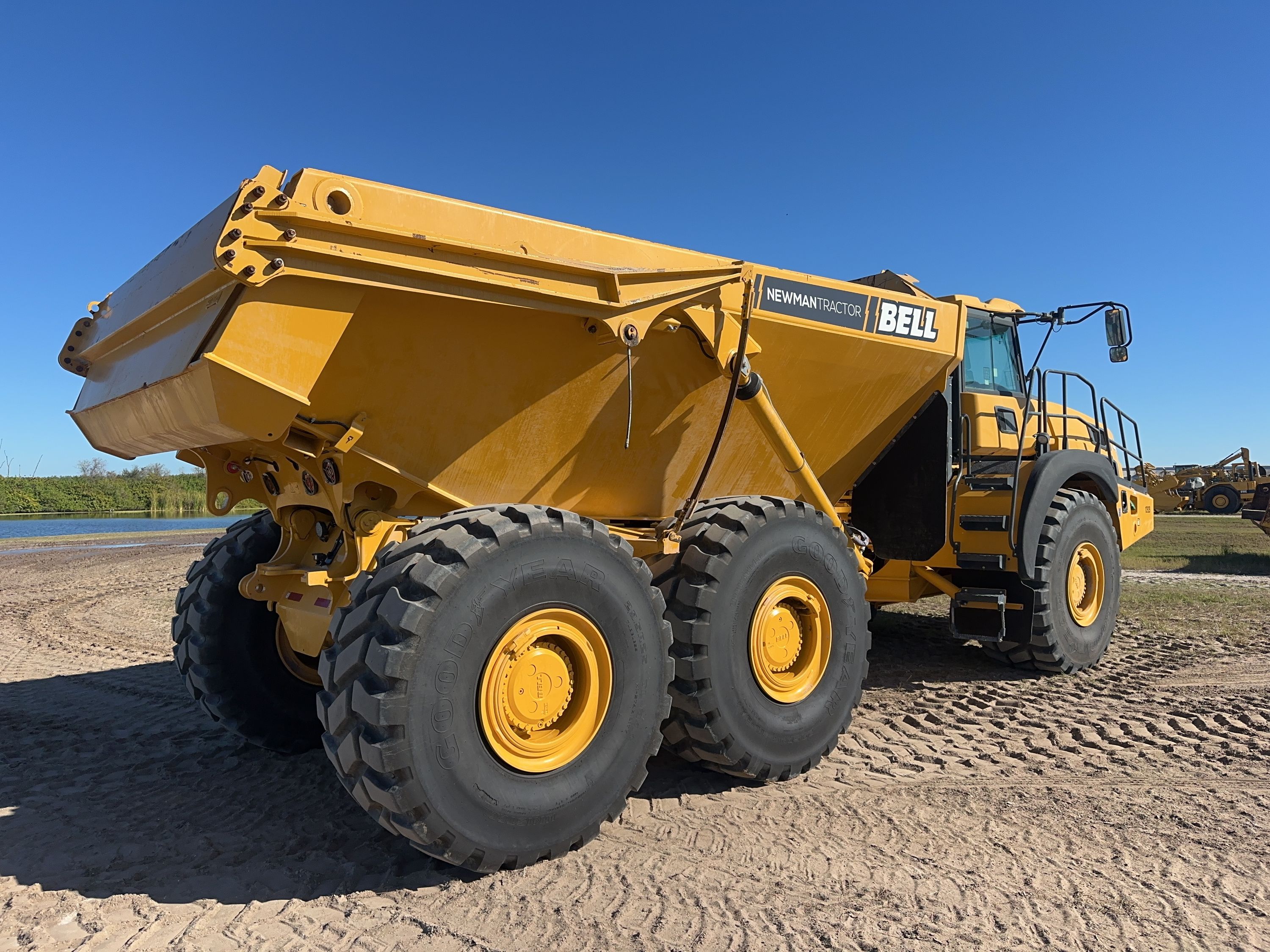 2025 BELL B45E Photo 3 Thumbnail