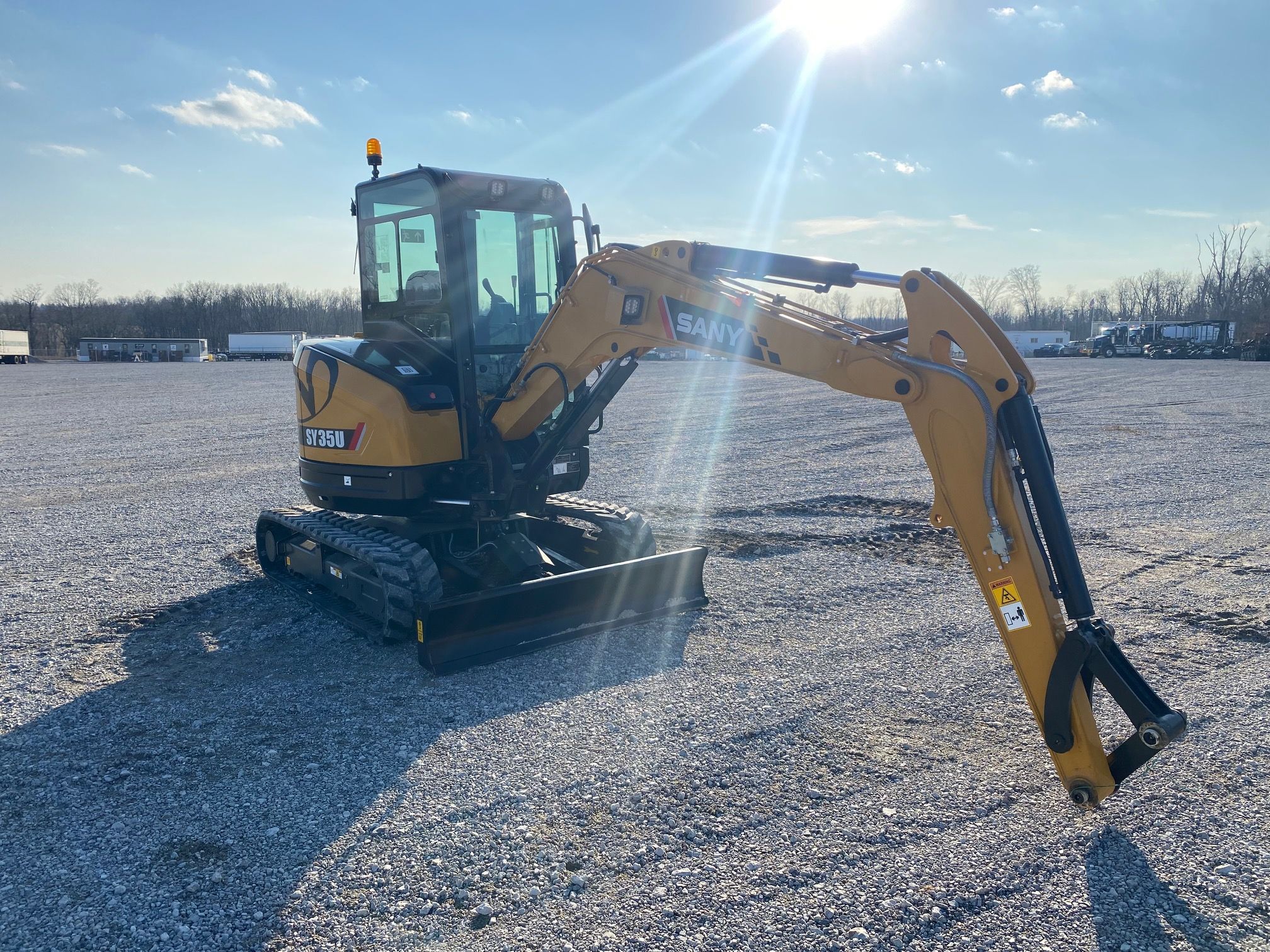 2022 SANY SY35U-CAB Photo 4 Thumbnail