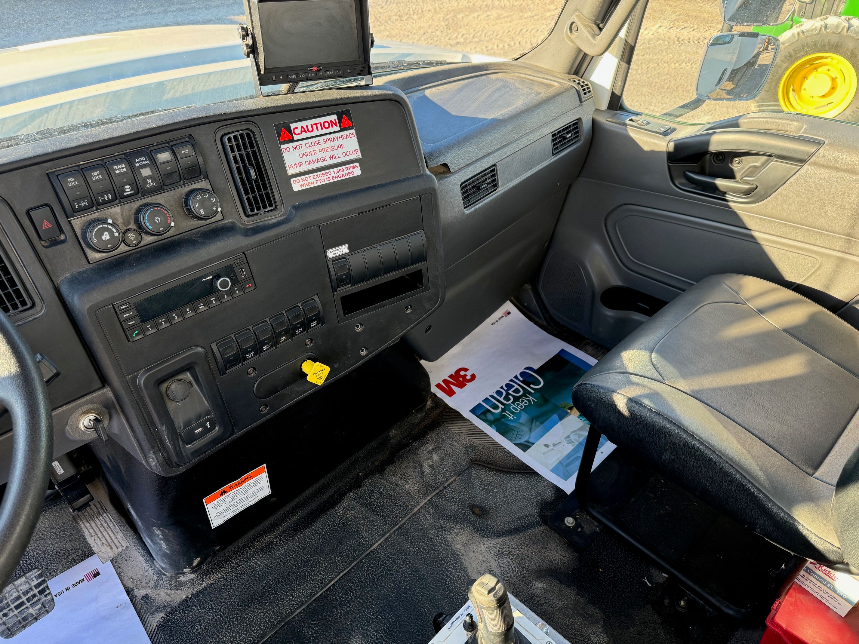 2024 INTERNATIONAL HV607 Photo 6 Thumbnail